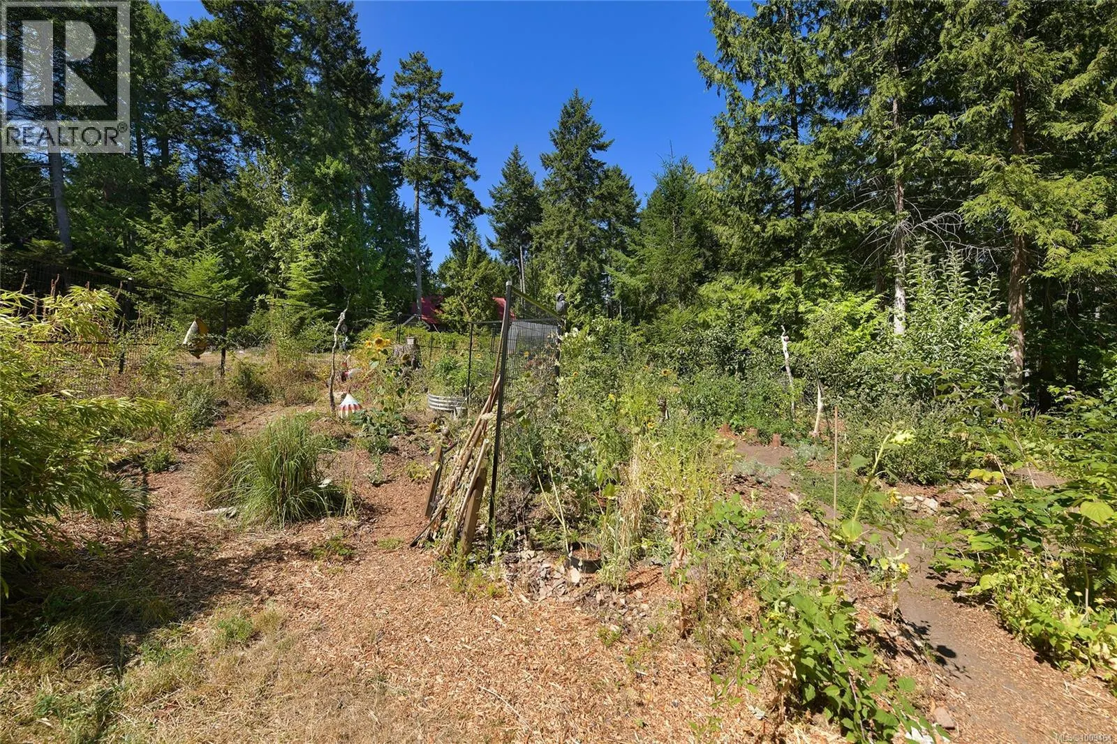 604 Waugh Rd