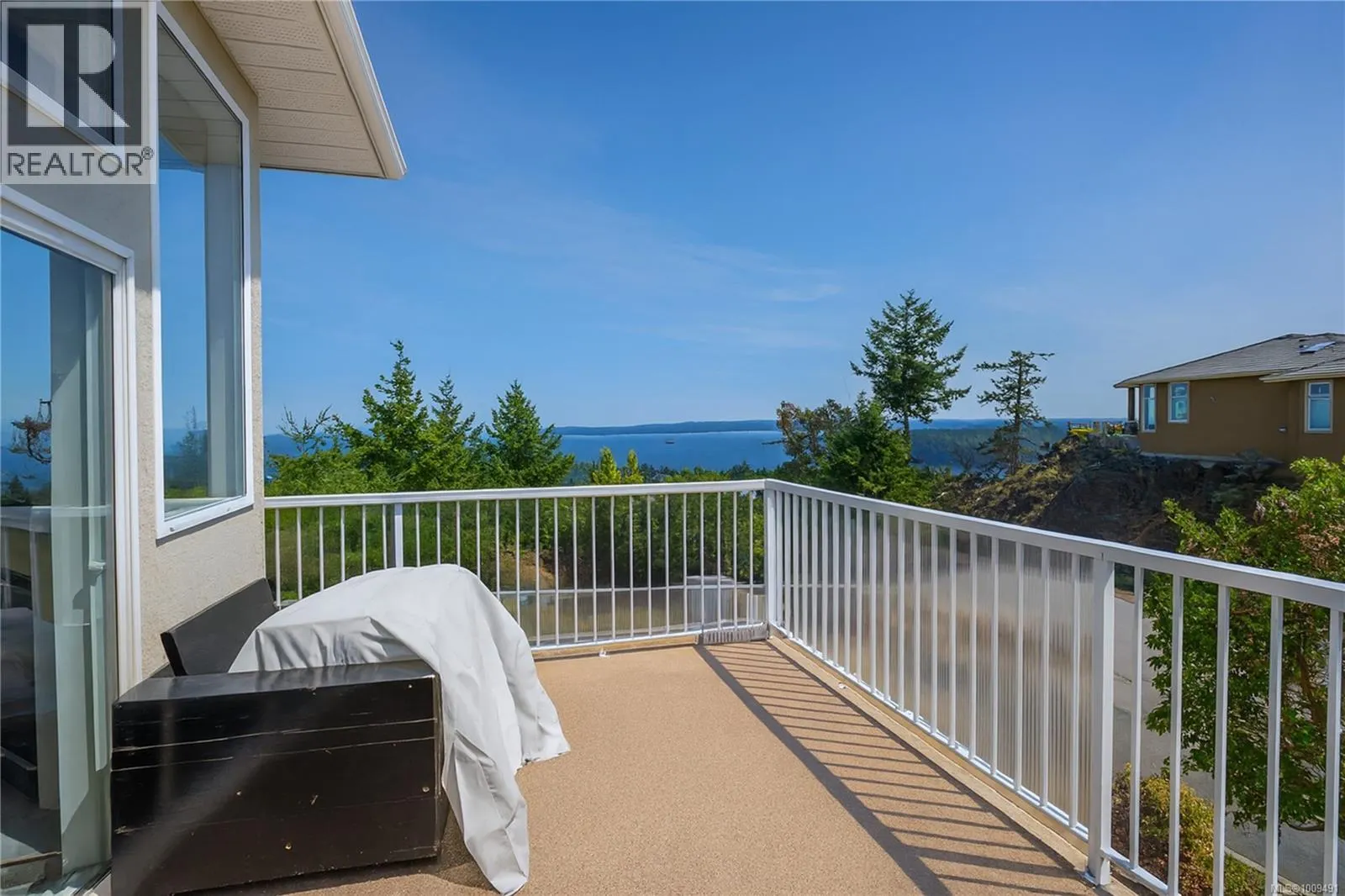250 Canterbury Cres