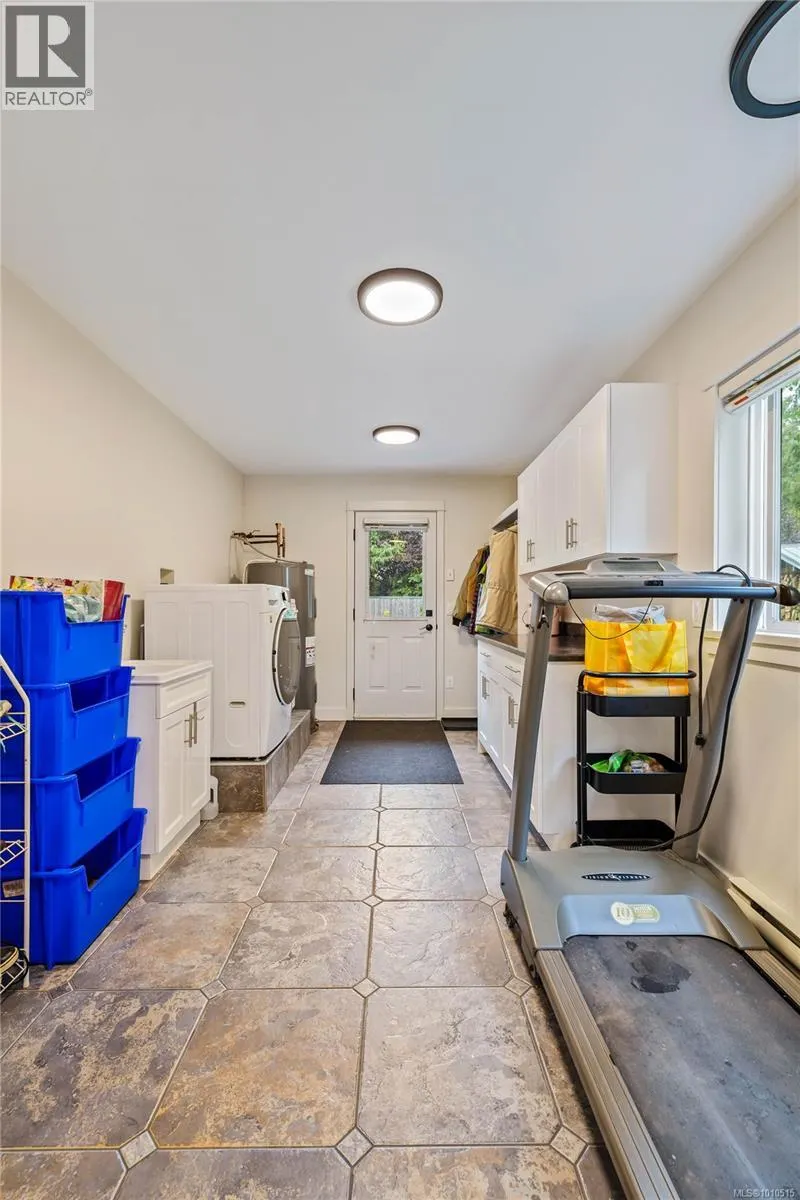 220 Park Dr