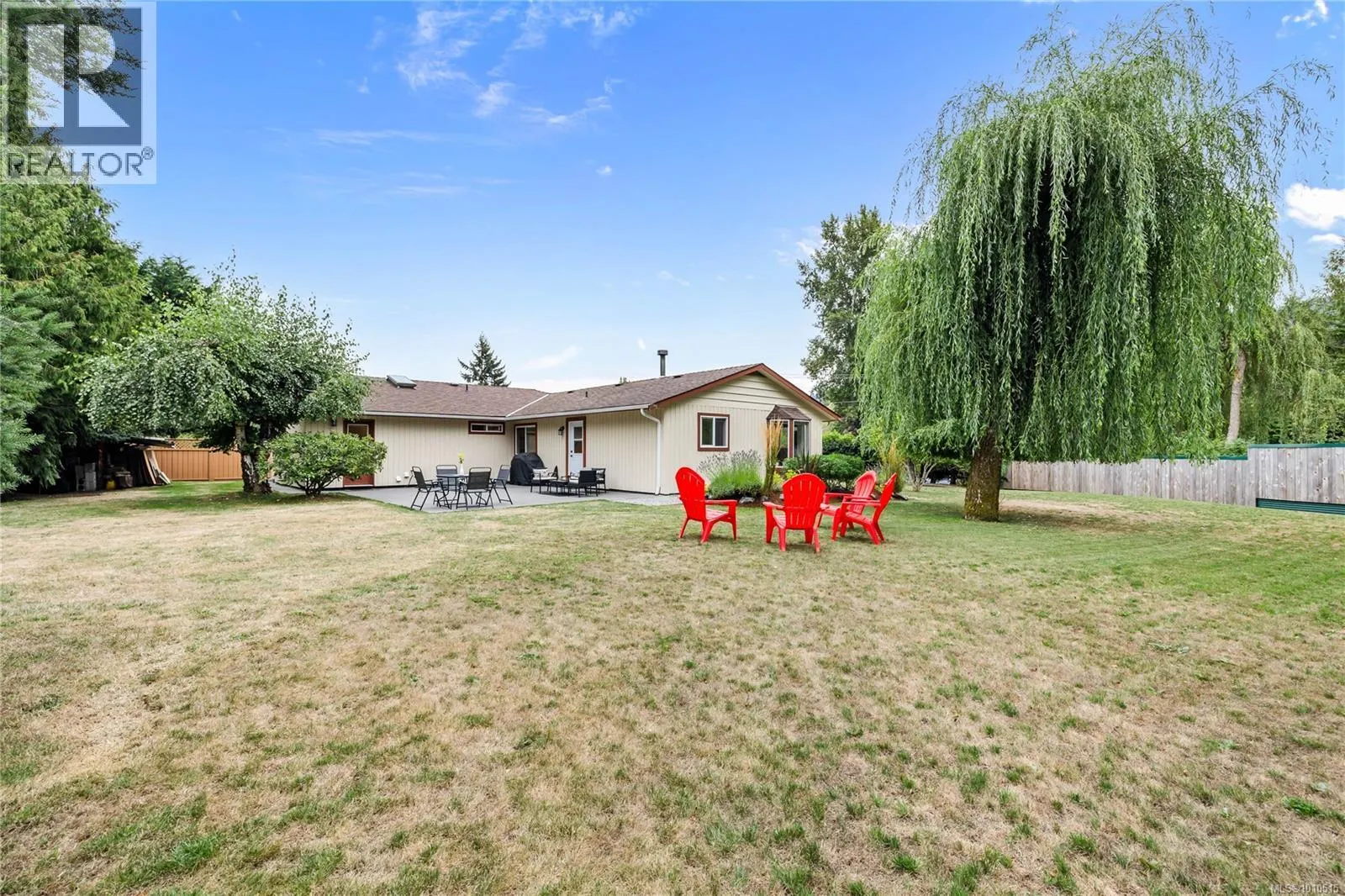 220 Park Dr