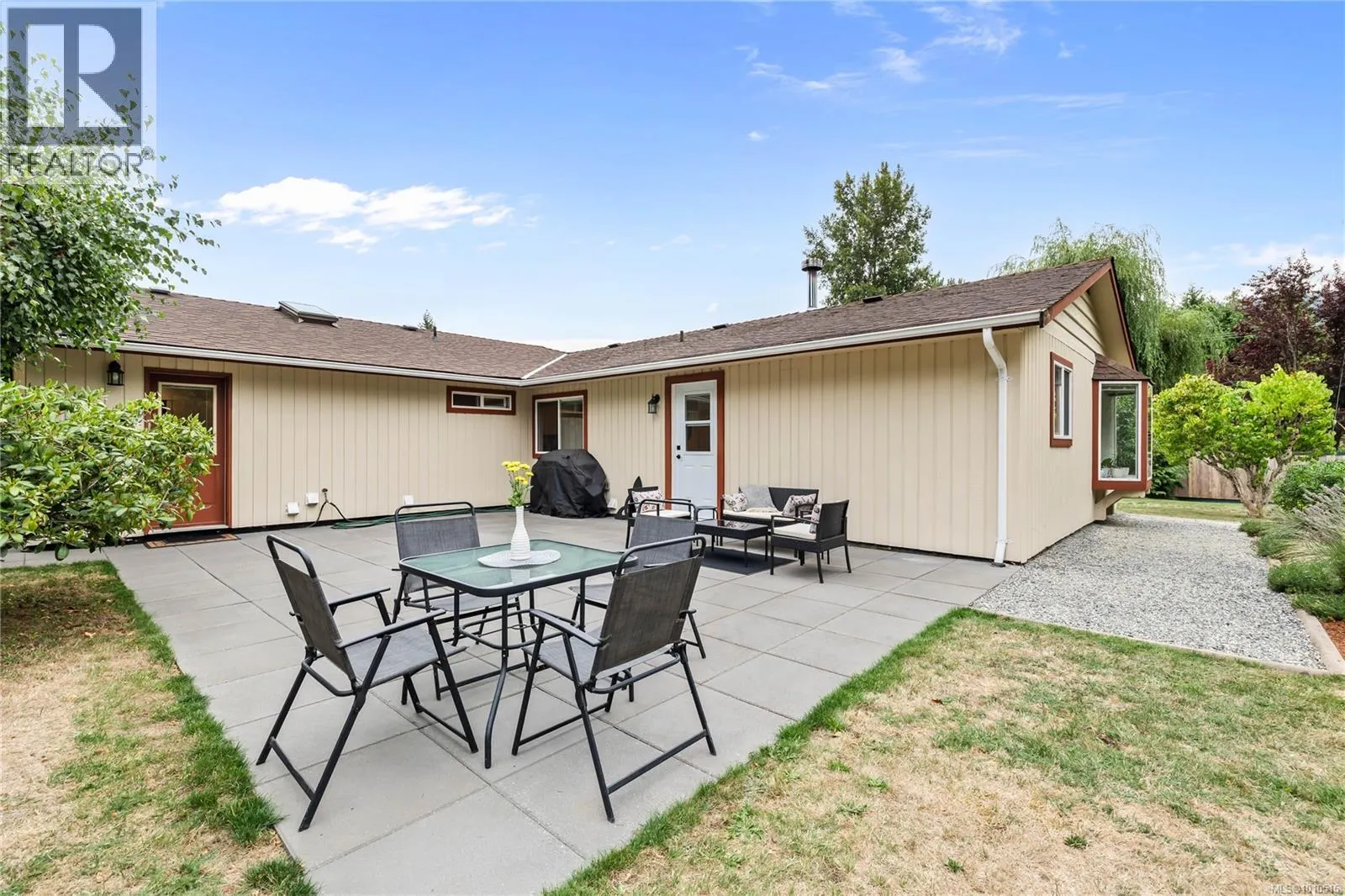220 Park Dr