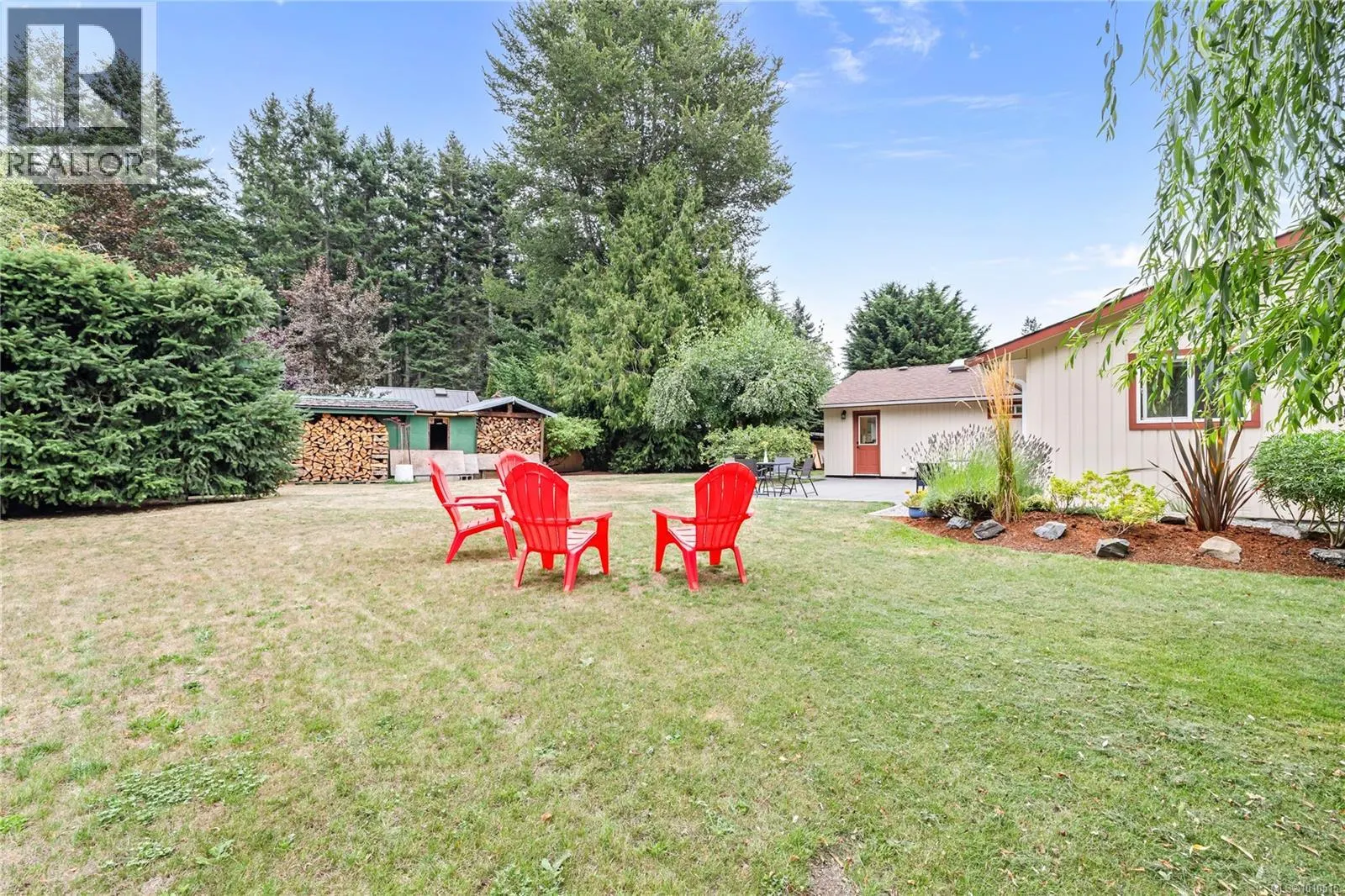220 Park Dr