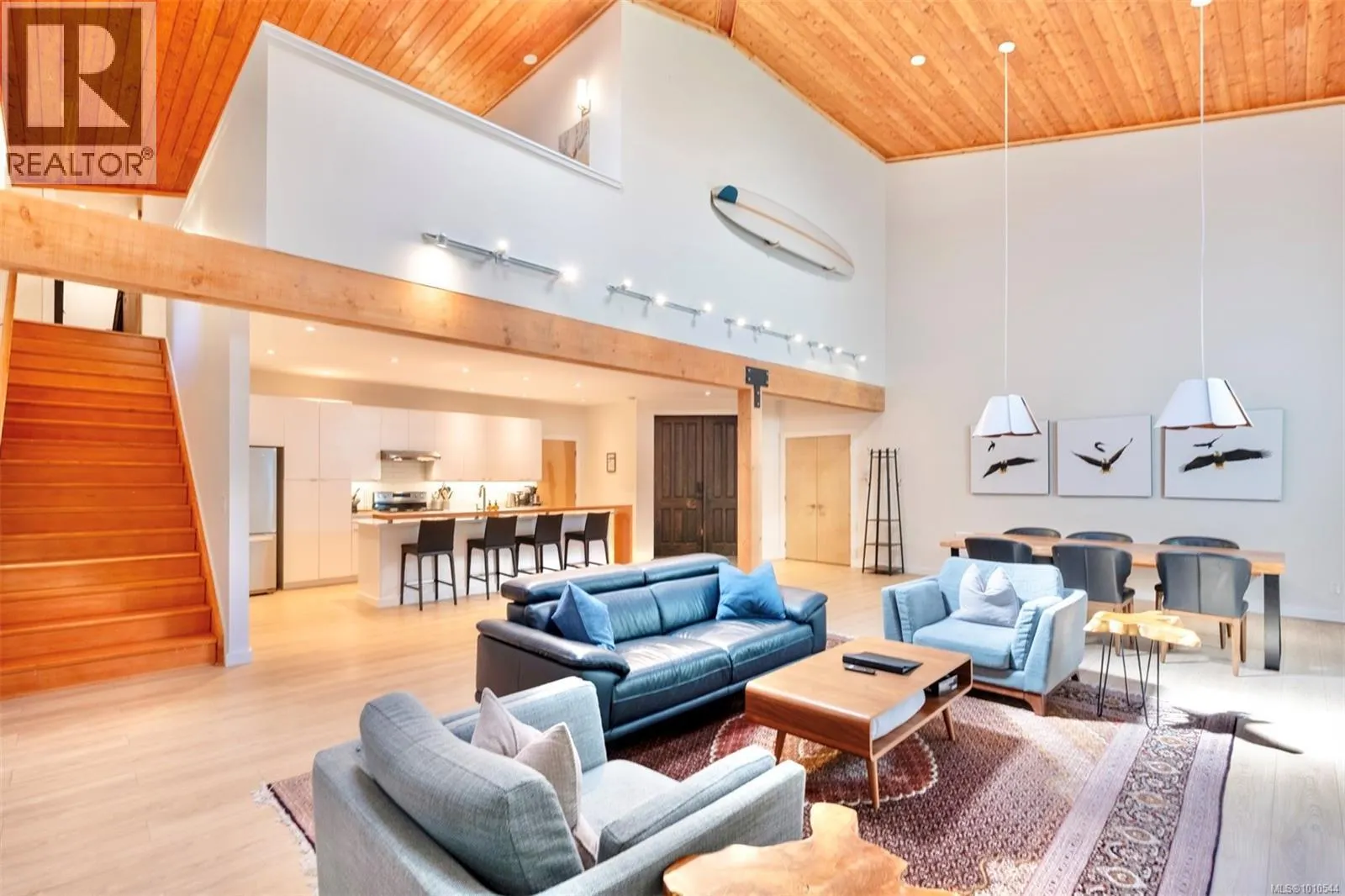 1316 Lynn Rd