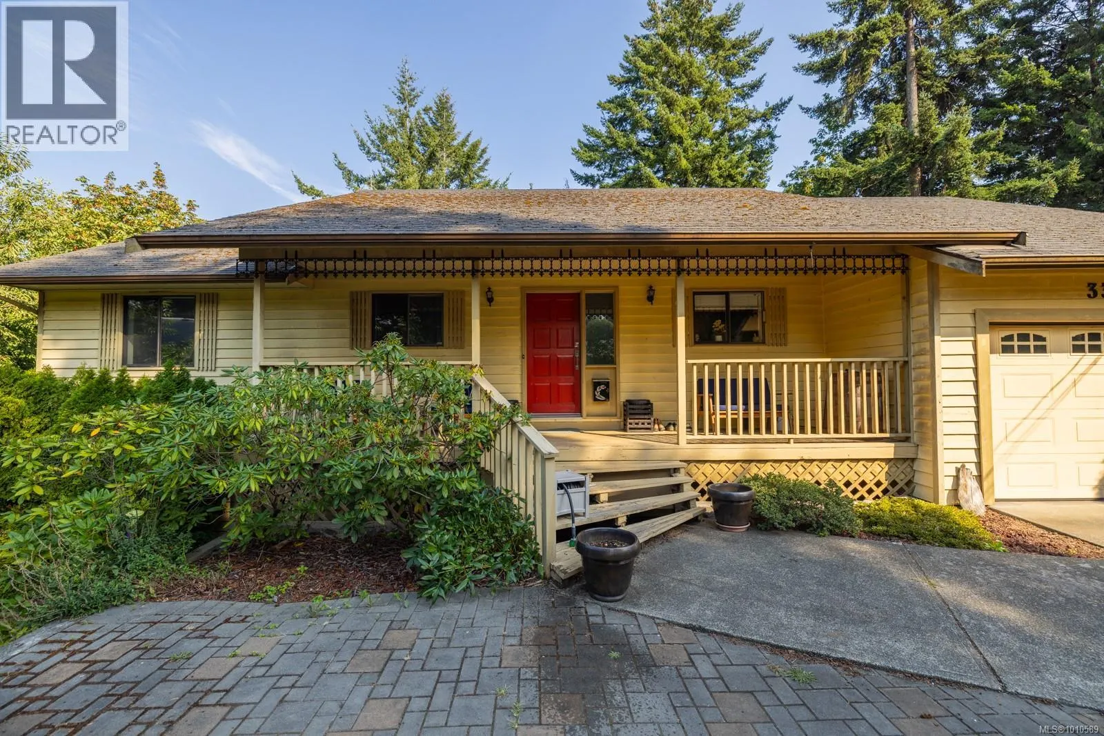 3361 St. Troy Pl