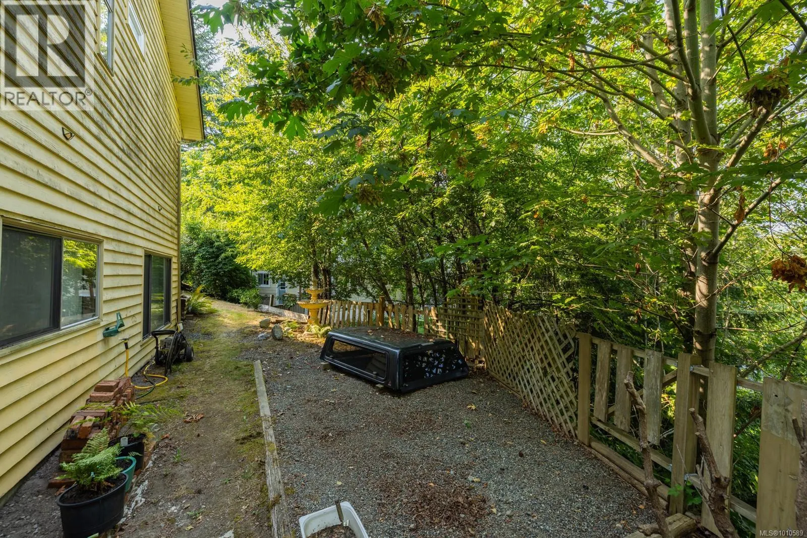 3361 St. Troy Pl