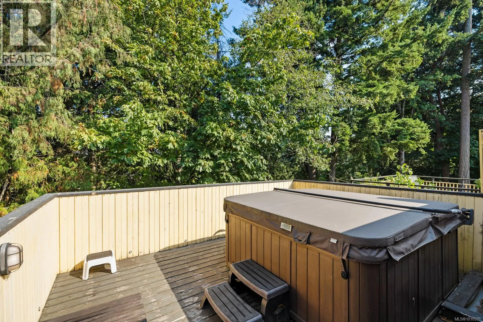 3361 St. Troy Pl