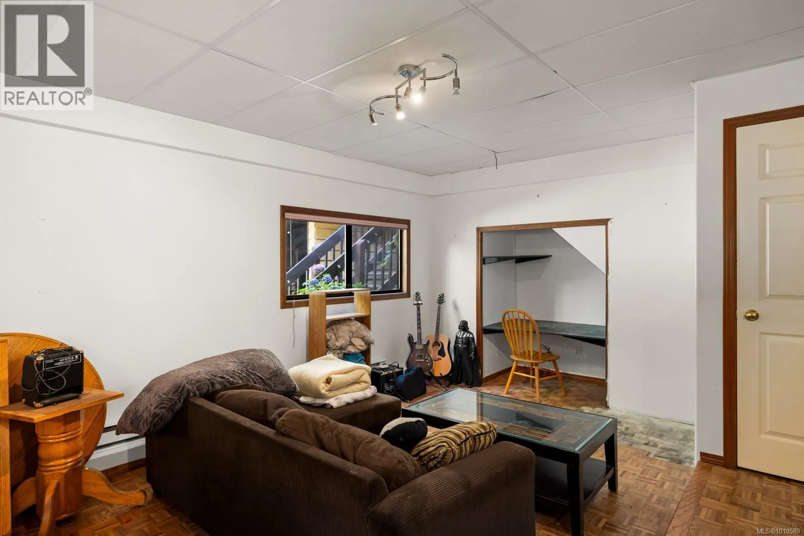 3361 St. Troy Pl