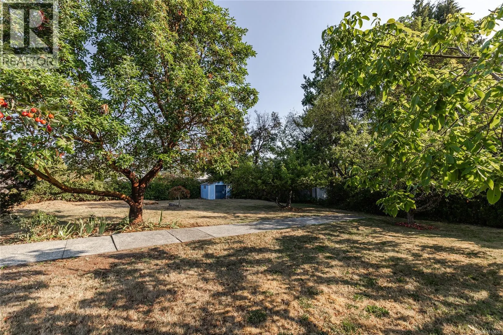 2540 Holyrood Dr