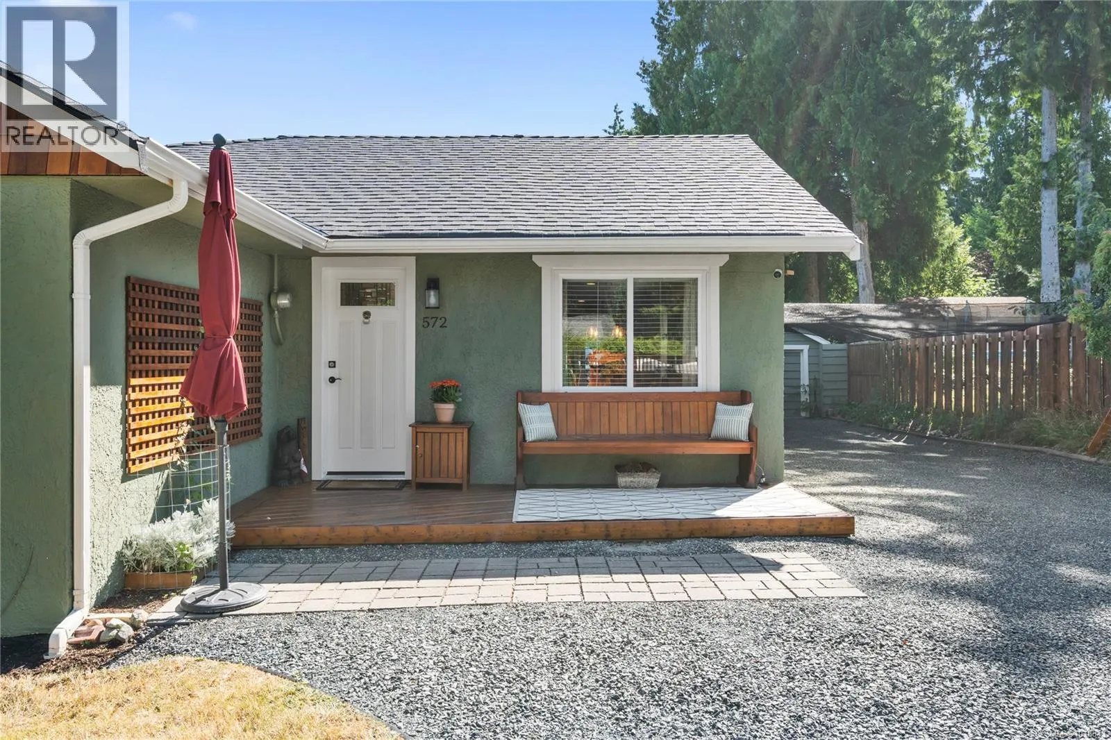572 Berwick Rd