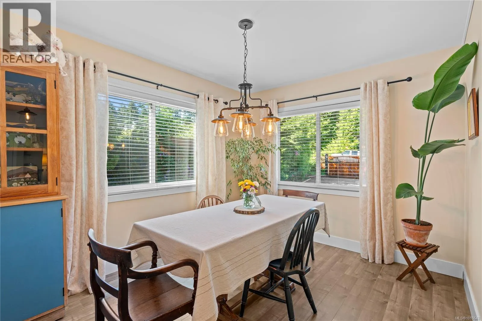 572 Berwick Rd