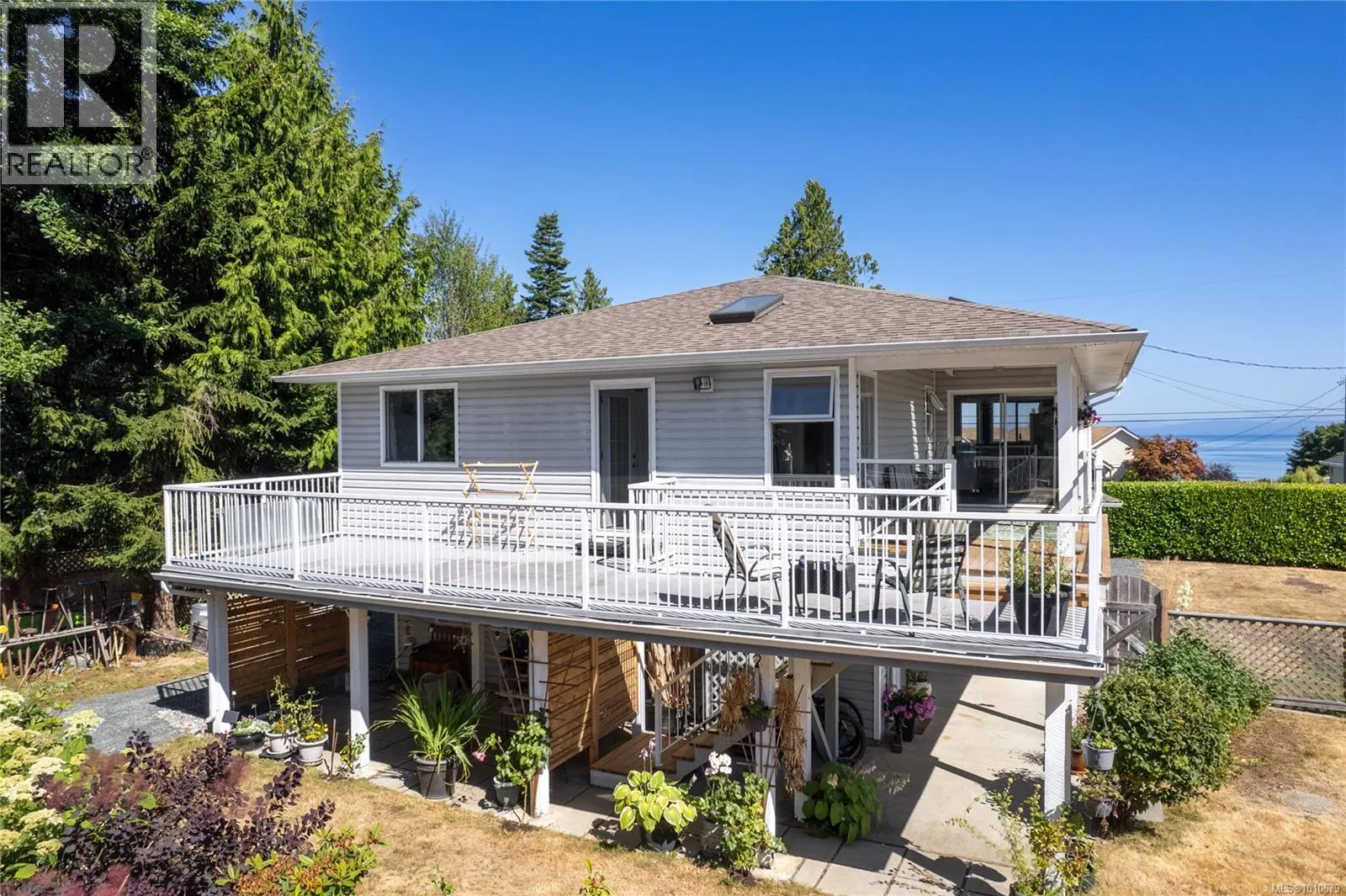 1184 Centre Rd
