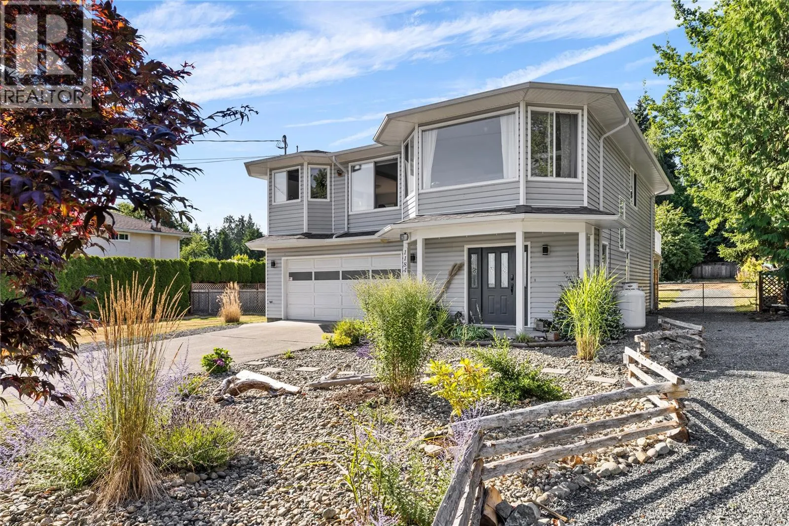 1184 Centre Rd