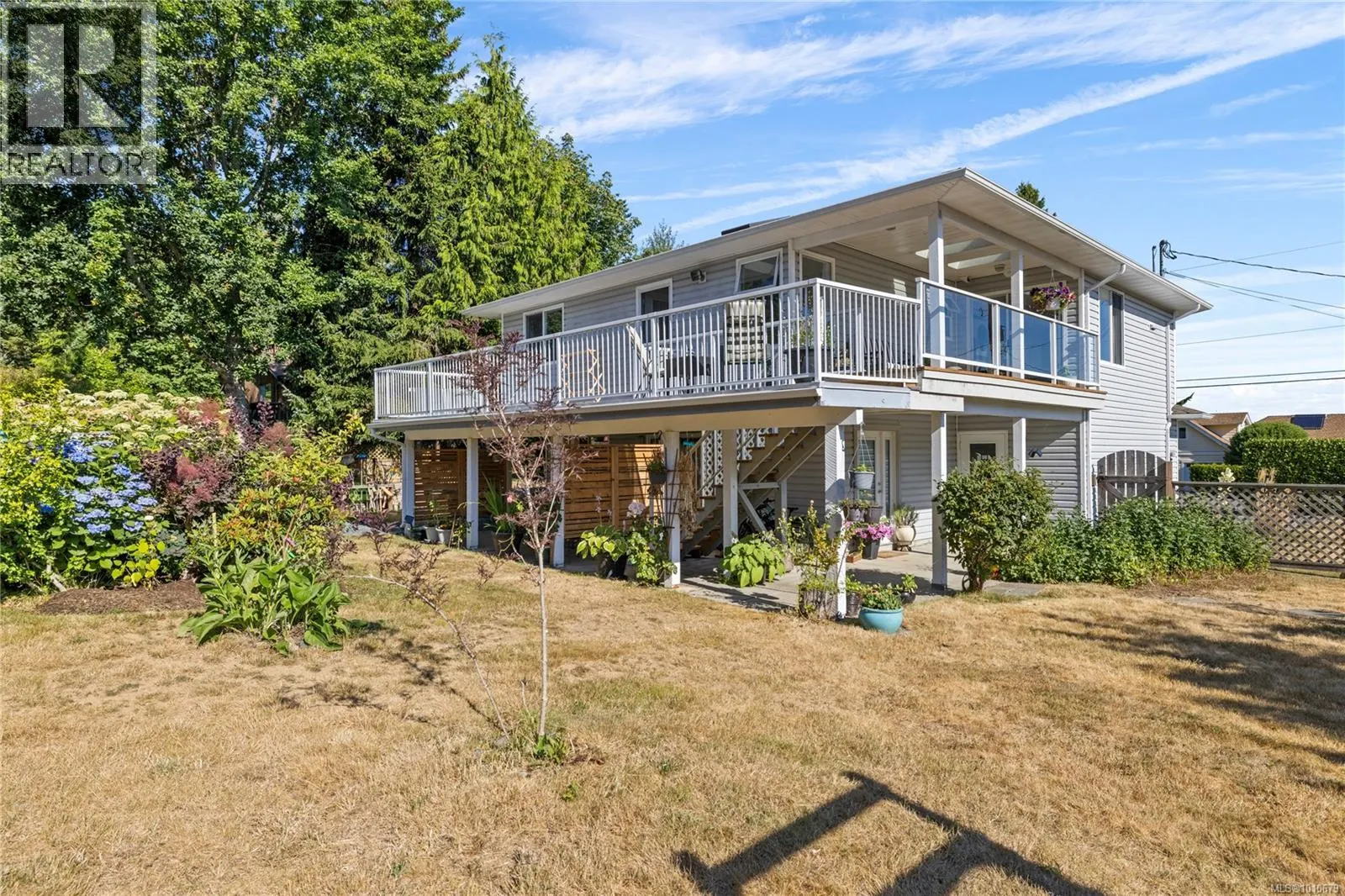 1184 Centre Rd