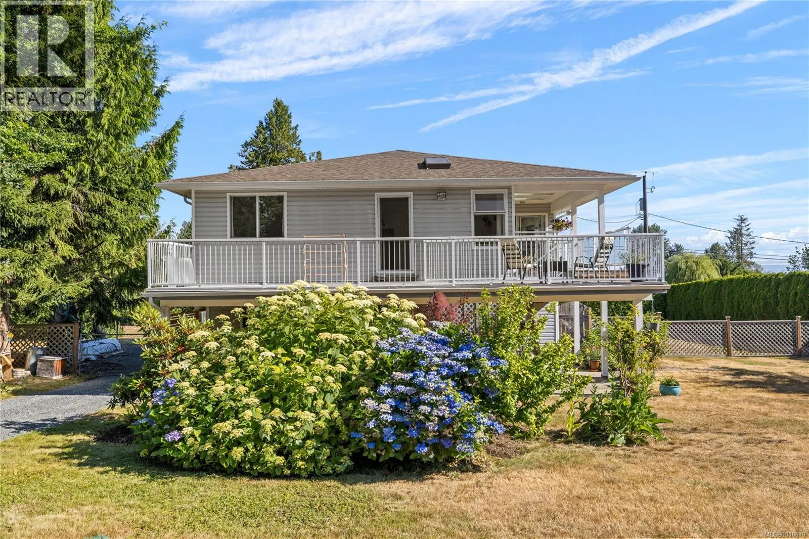 1184 Centre Rd