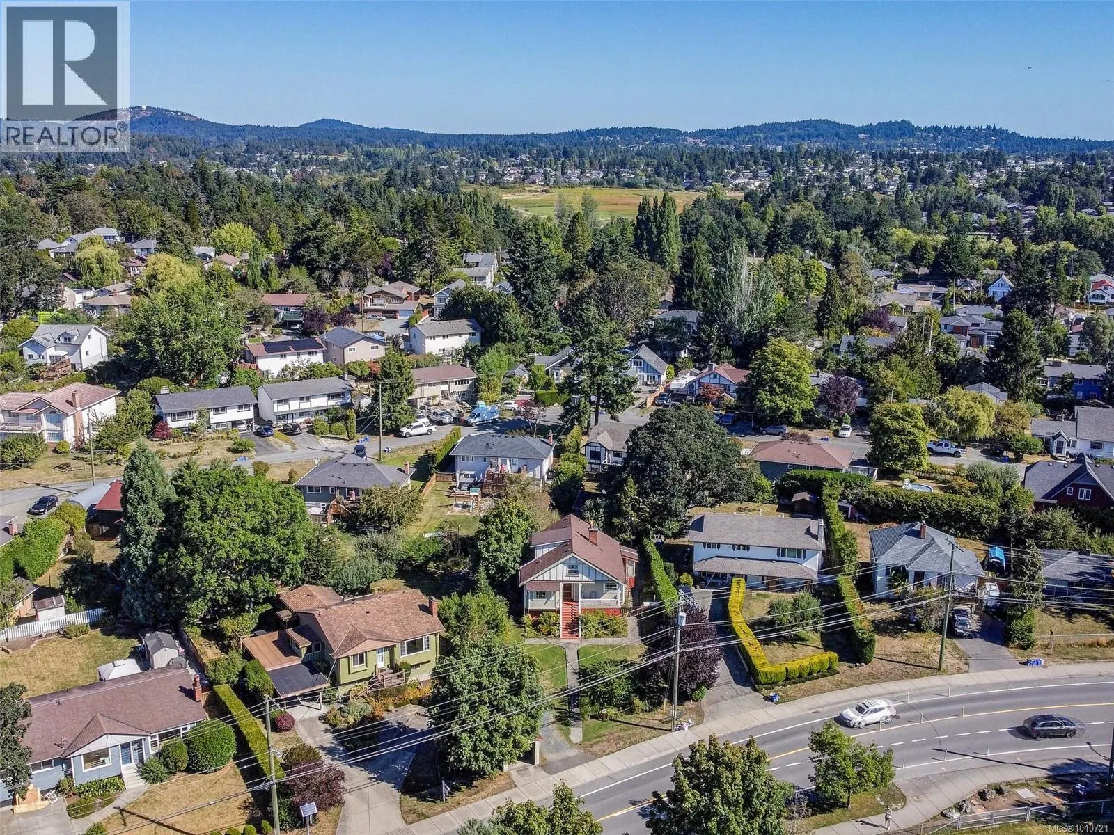 890 Burnside Rd W