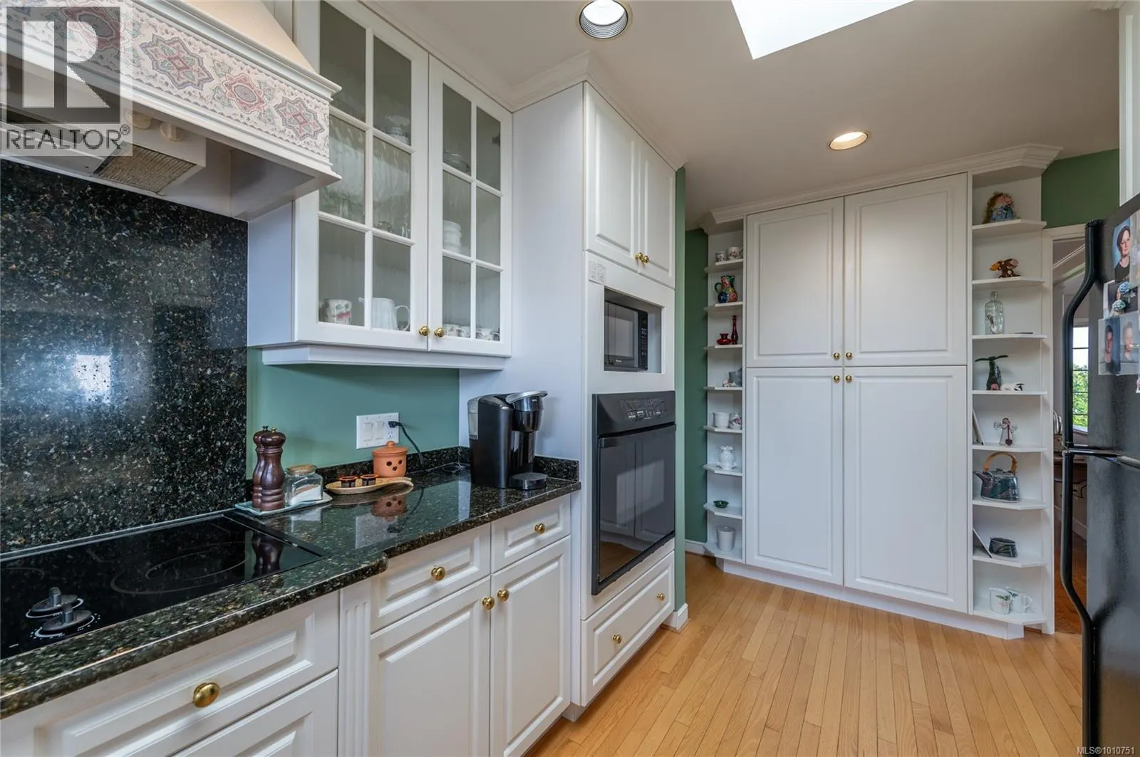 8742 Pender Park Dr