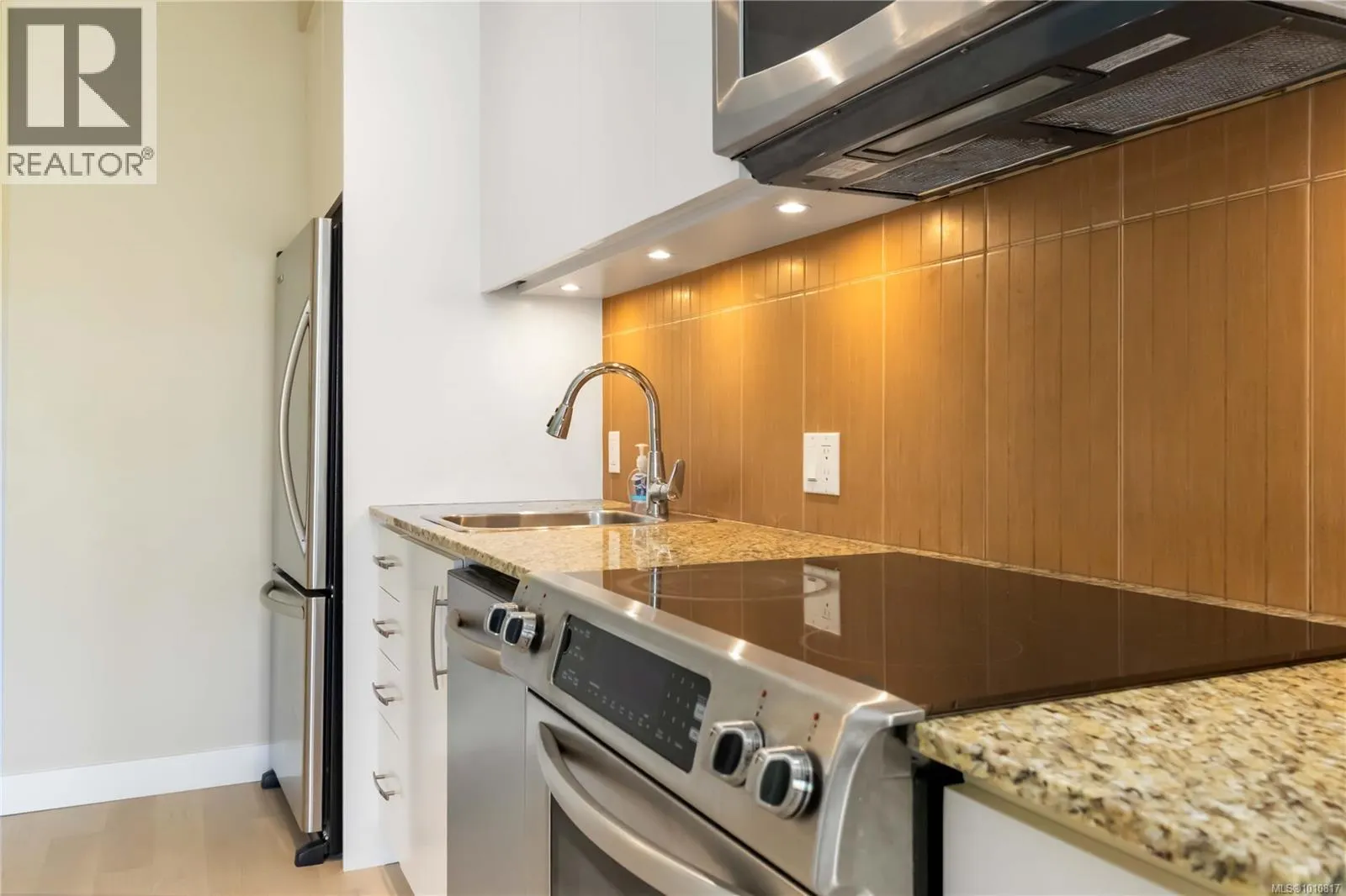 319 1375 Bear Mountain Pkwy