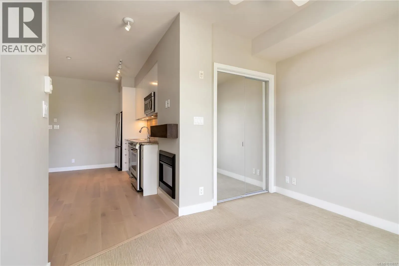 319 1375 Bear Mountain Pkwy