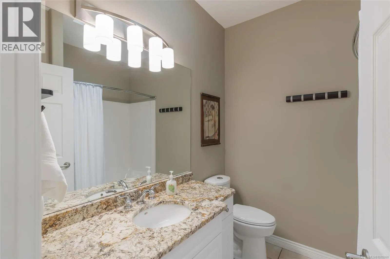 1195 Roberton Blvd