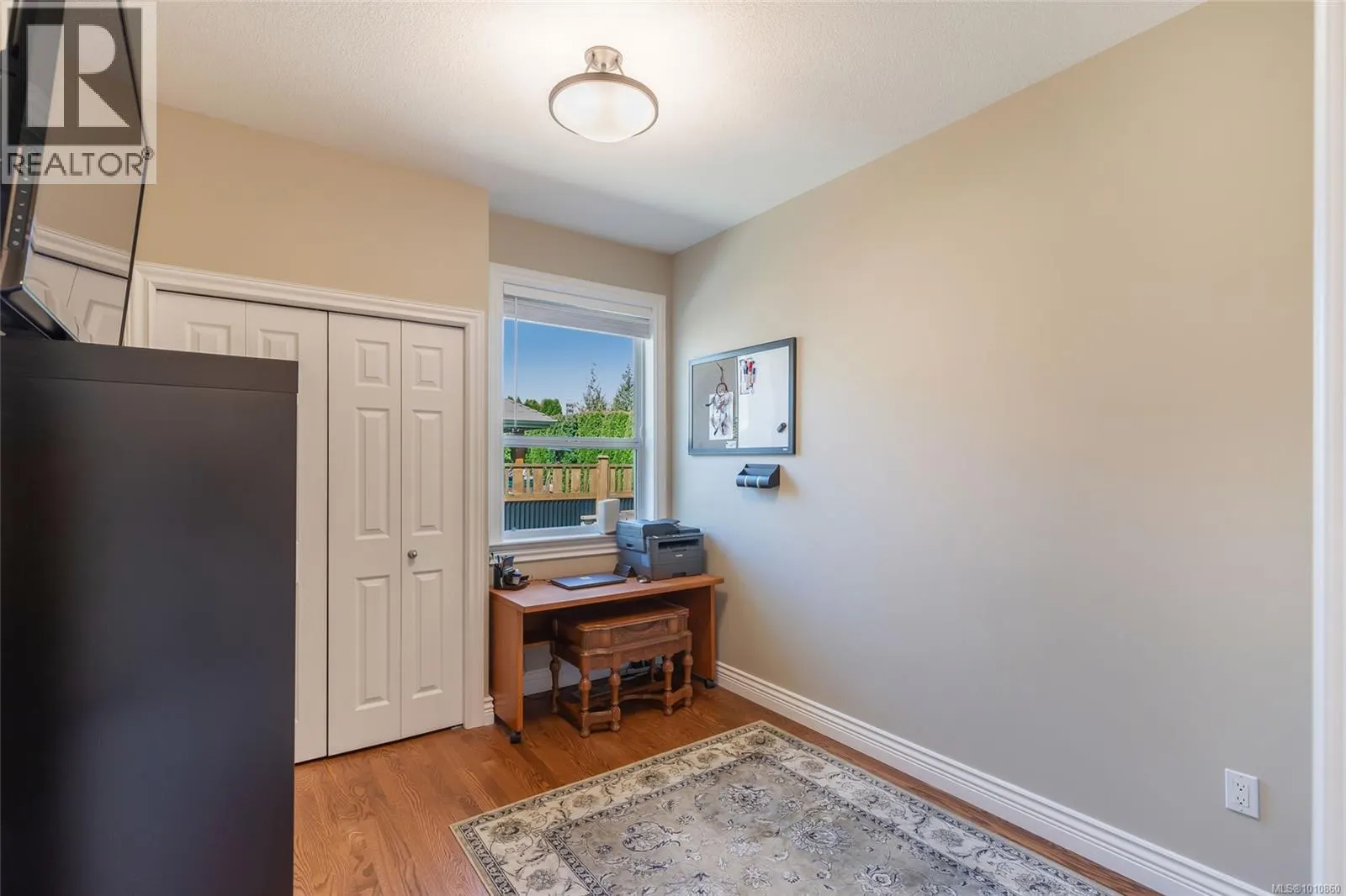 1195 Roberton Blvd