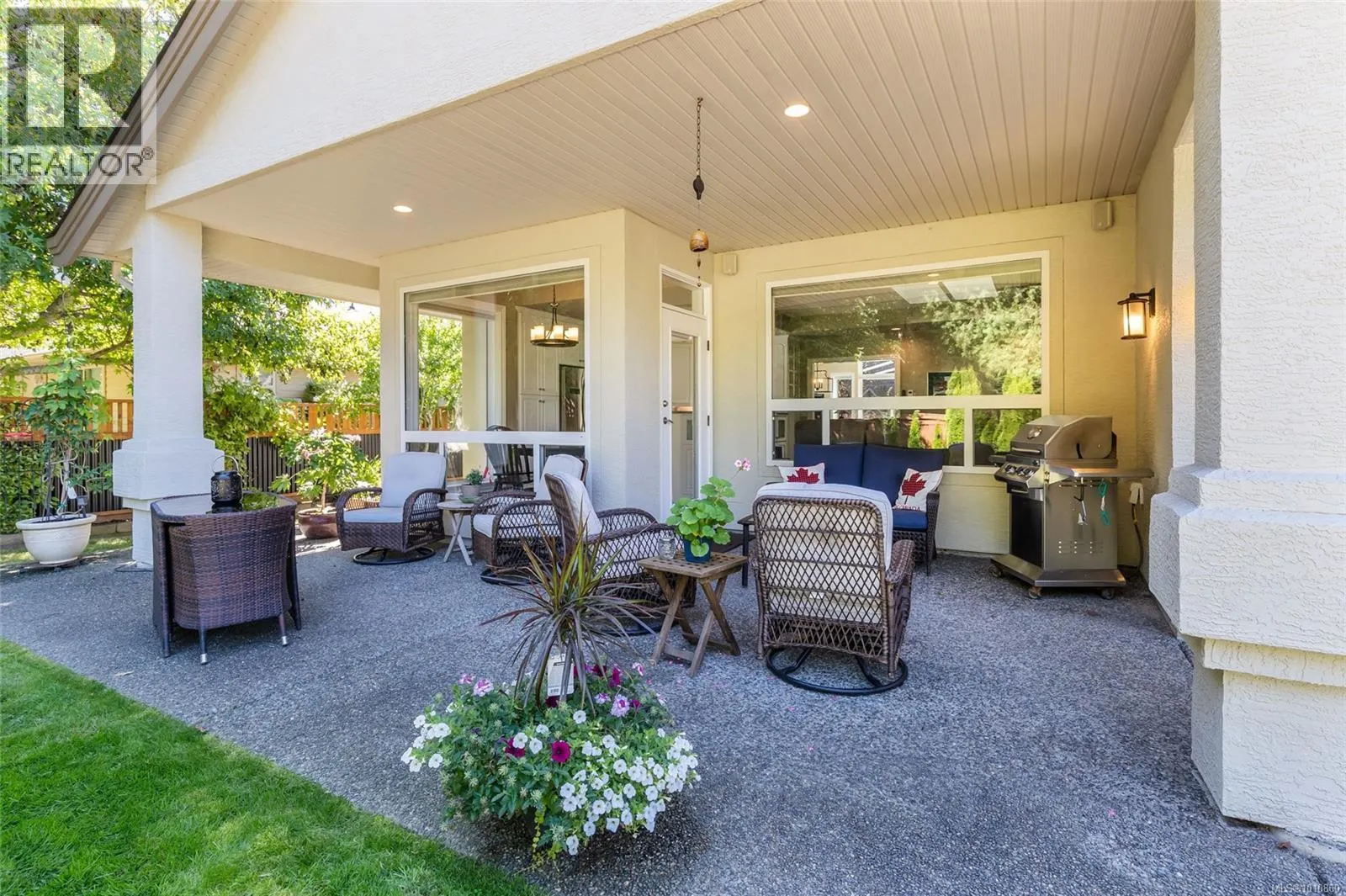 1195 Roberton Blvd