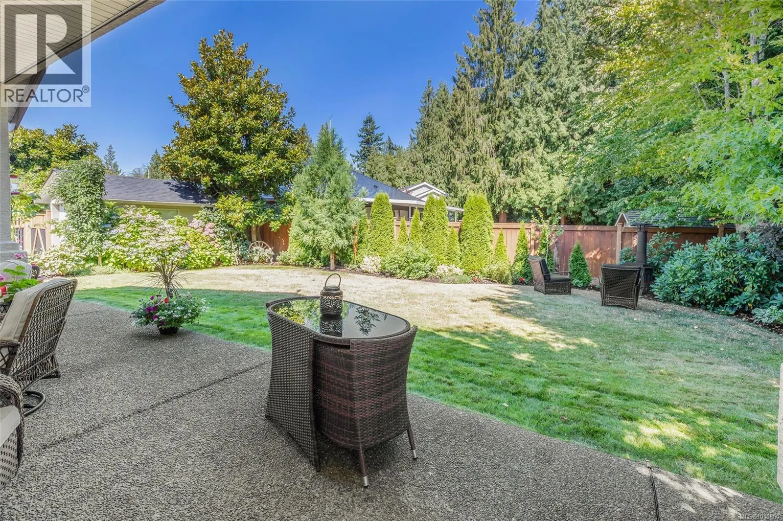 1195 Roberton Blvd
