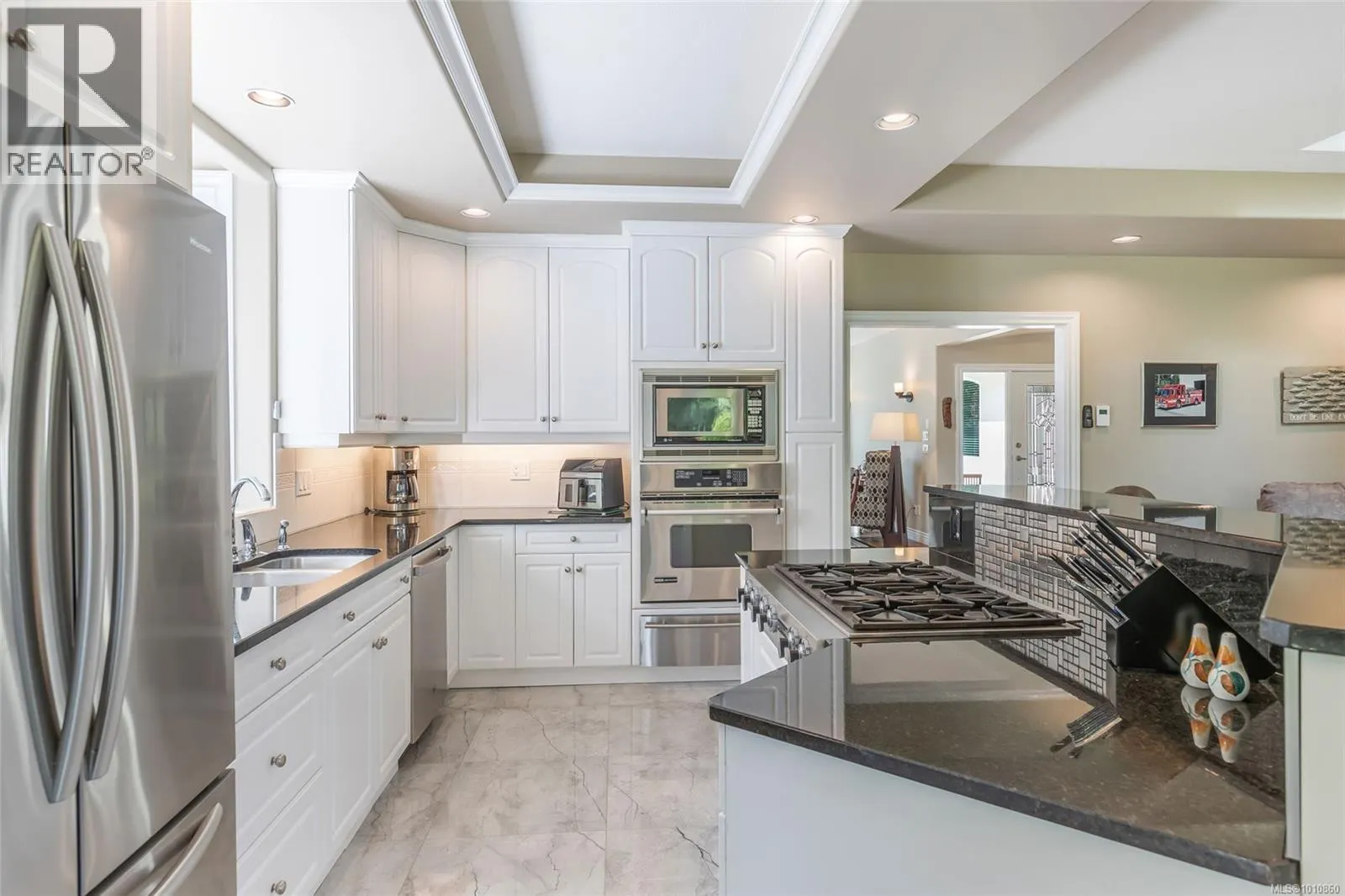 1195 Roberton Blvd