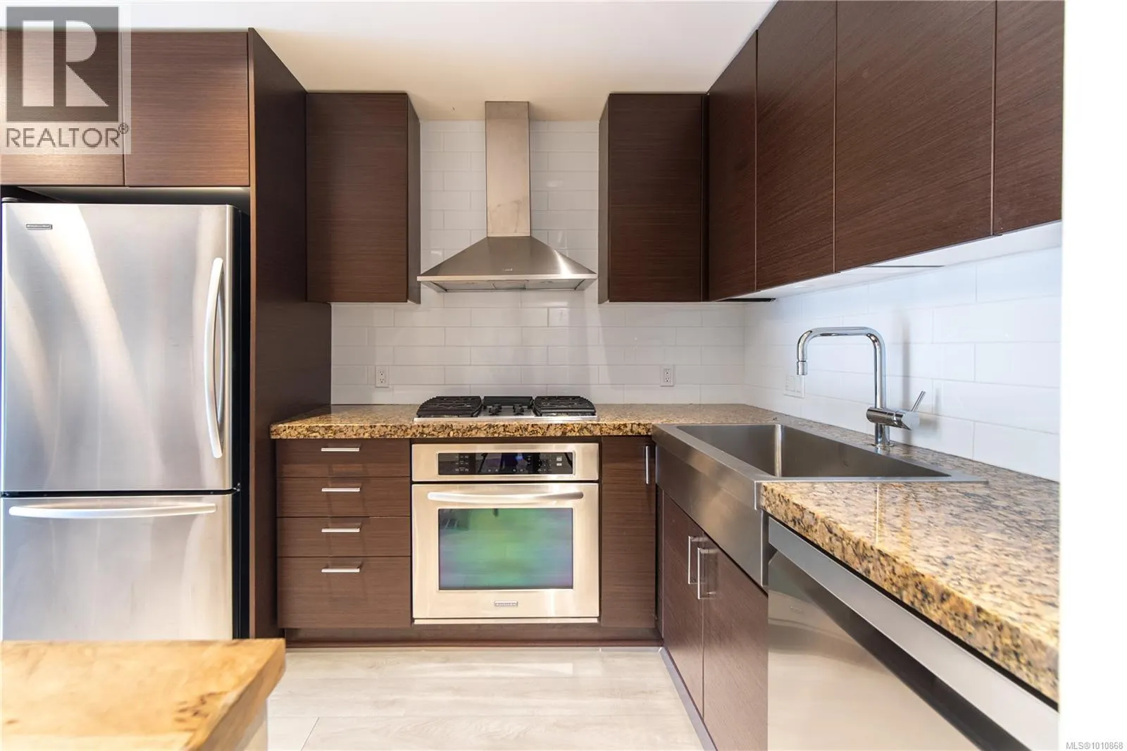 210 1400 Lynburne Pl