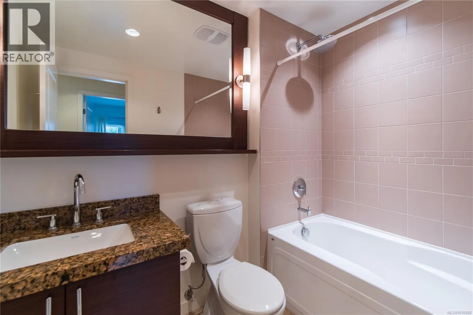210 1400 Lynburne Pl