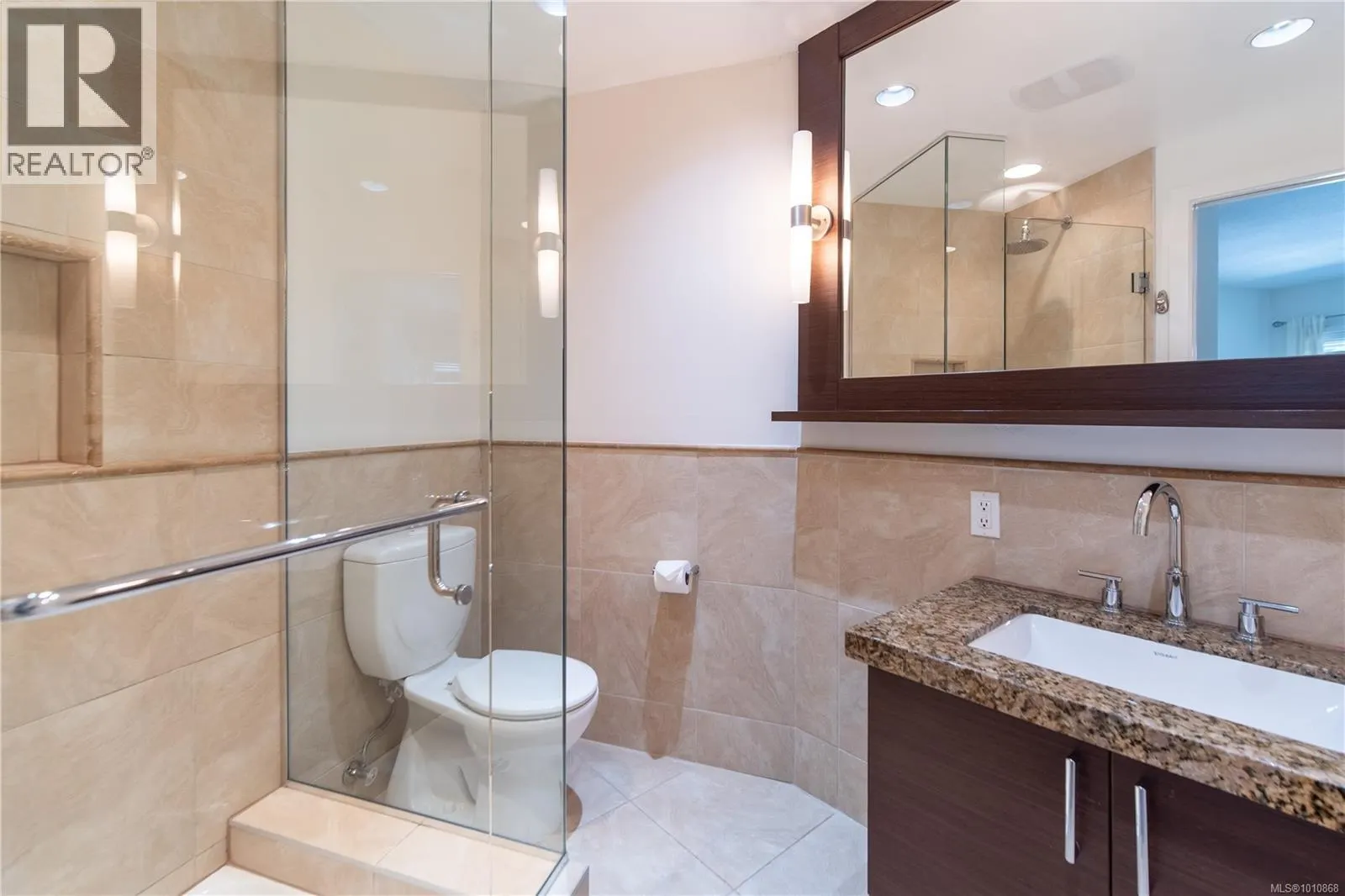 210 1400 Lynburne Pl