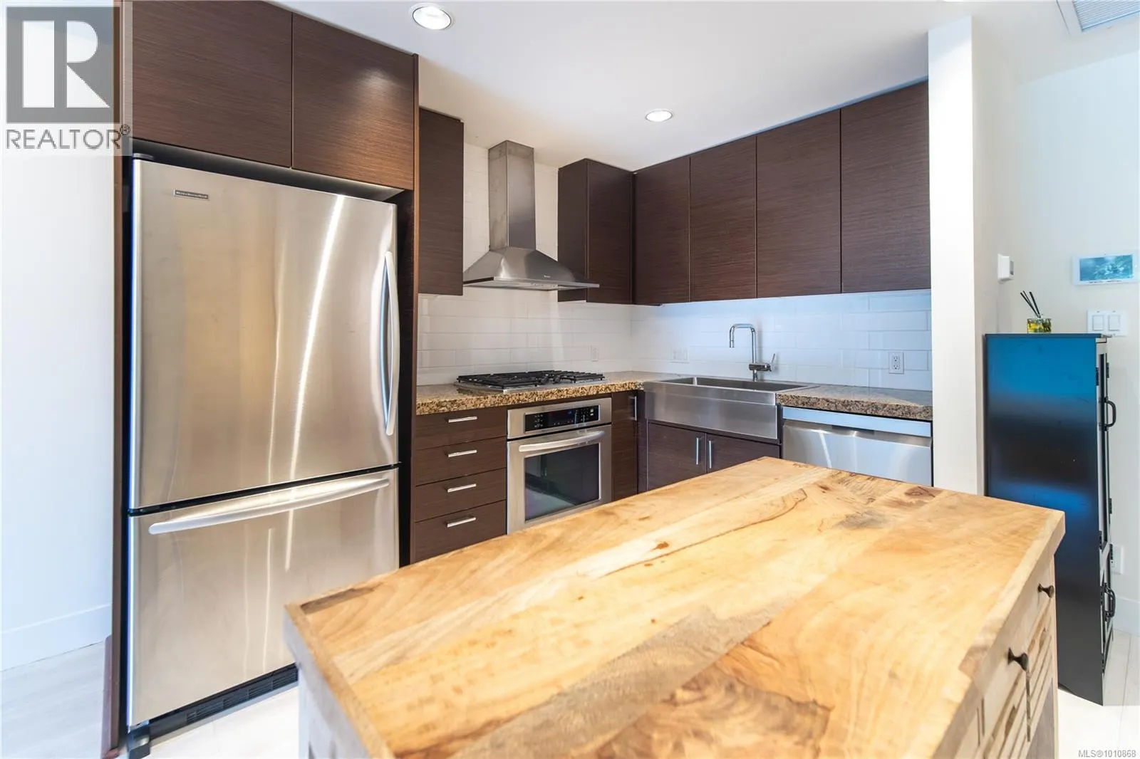 210 1400 Lynburne Pl