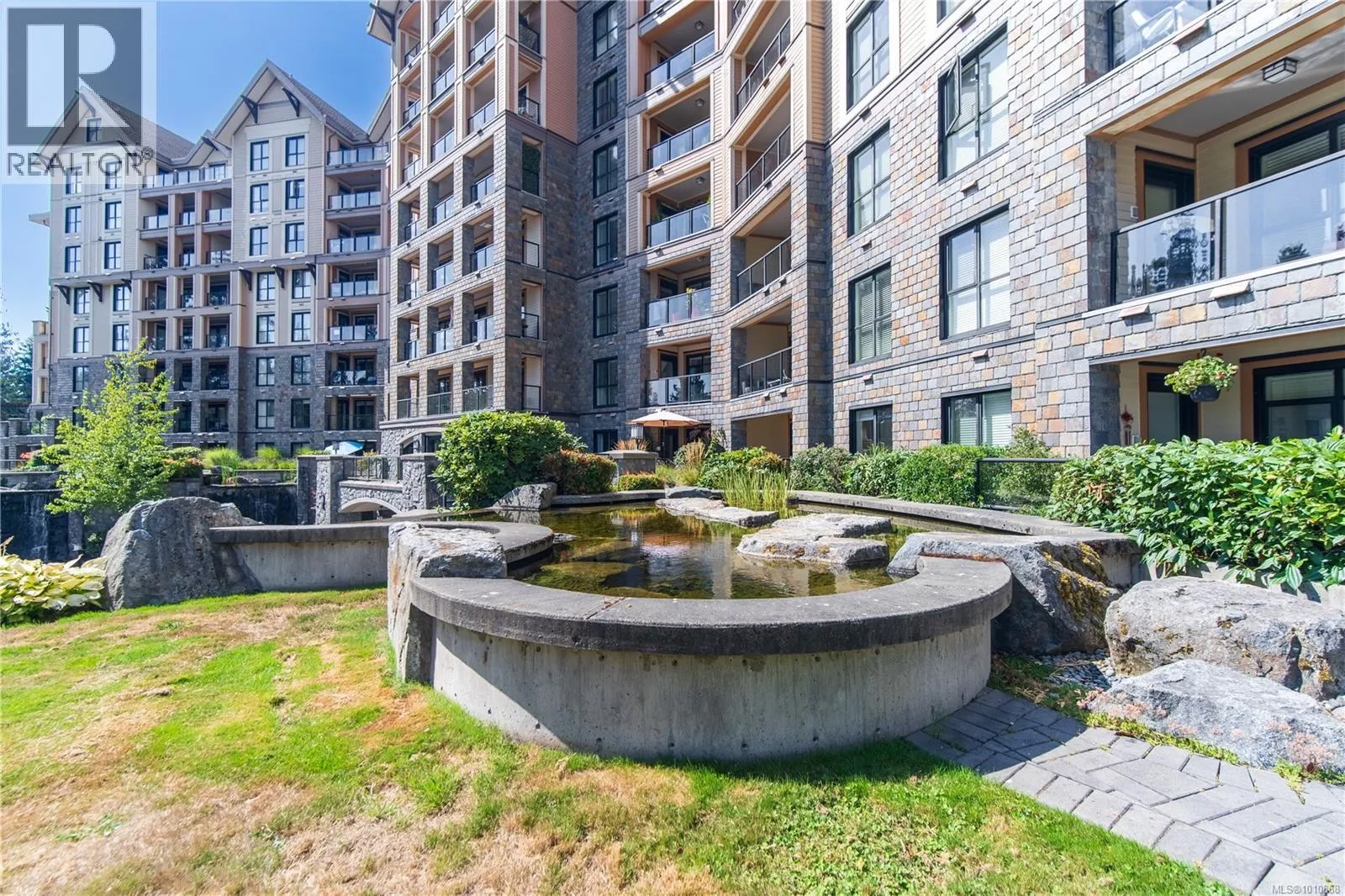 210 1400 Lynburne Pl