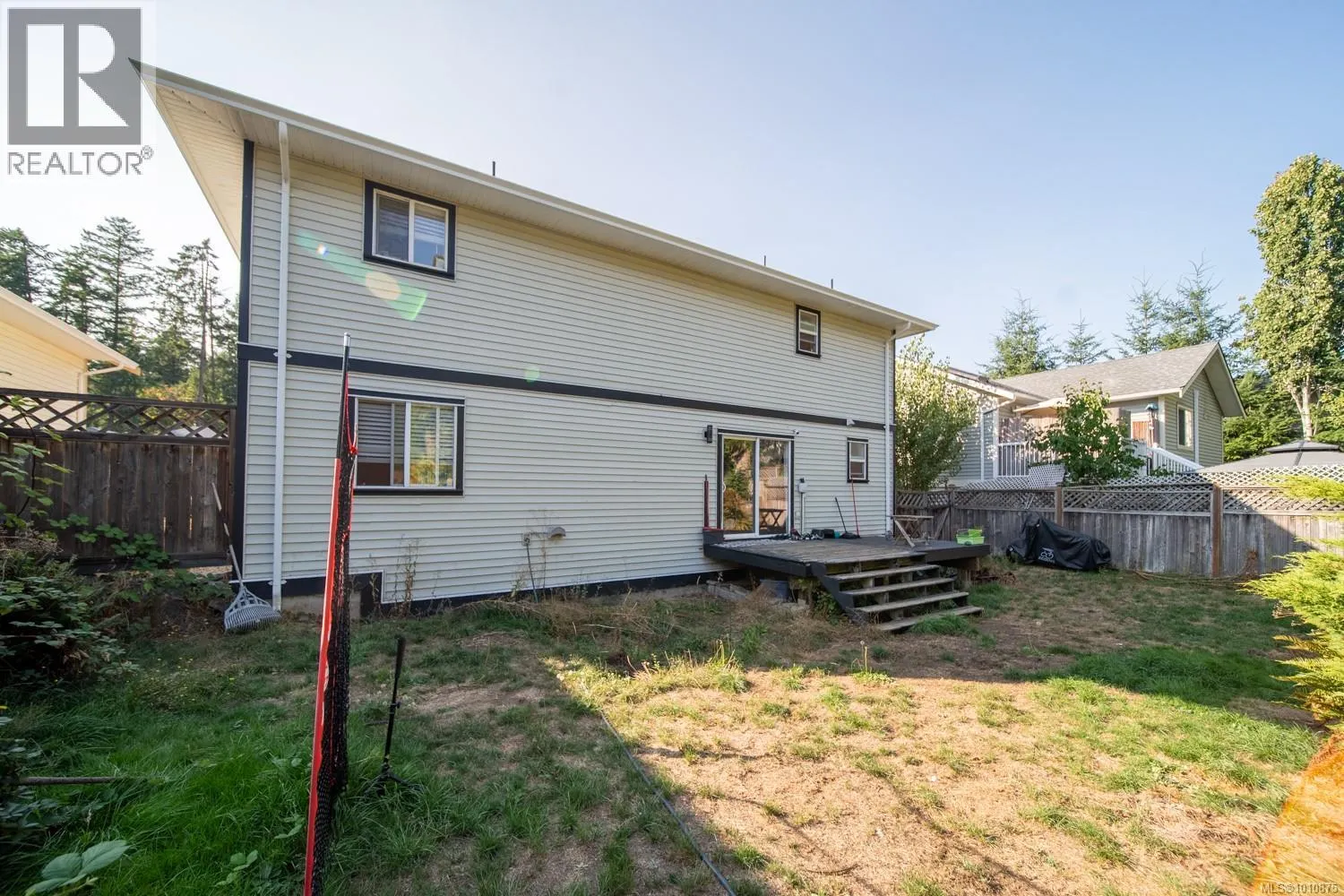 1565 Nimpkish Pl
