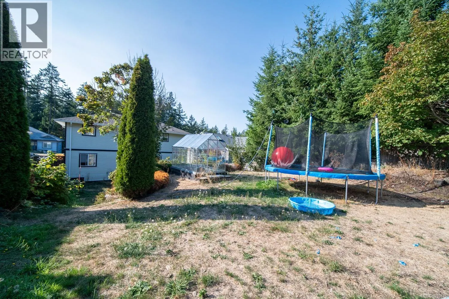 1565 Nimpkish Pl