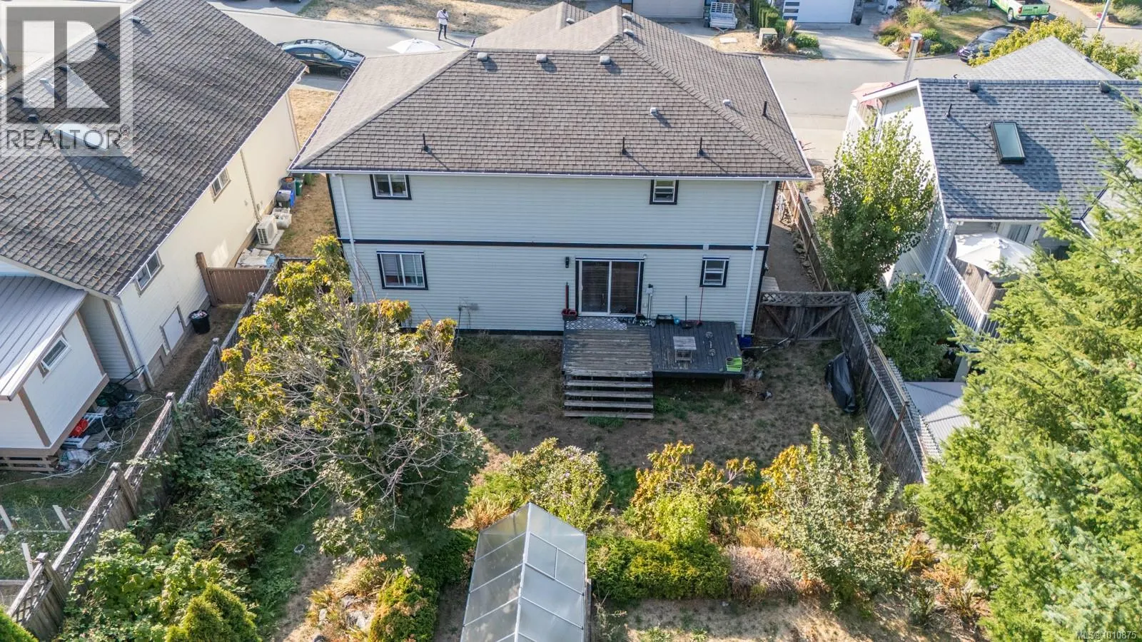 1565 Nimpkish Pl