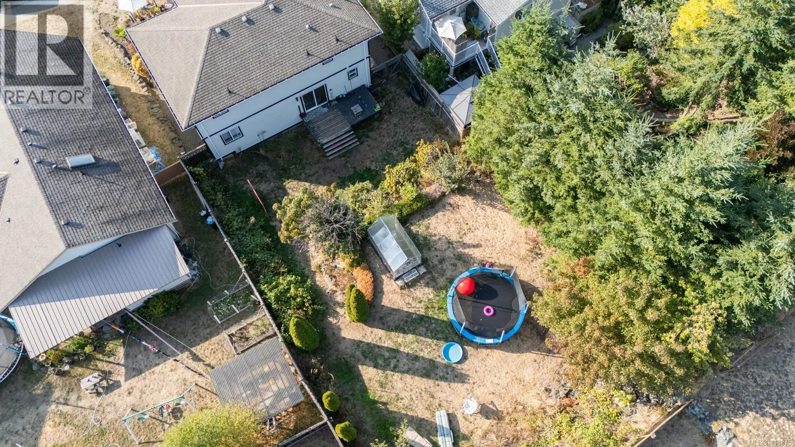 1565 Nimpkish Pl