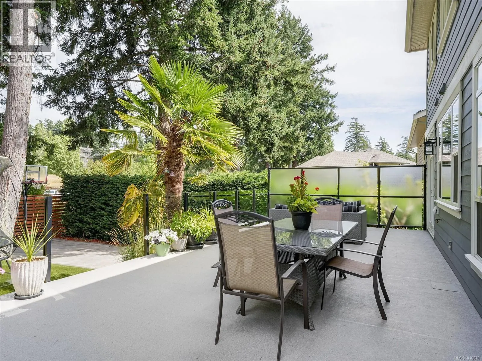 559 Caselton Pl