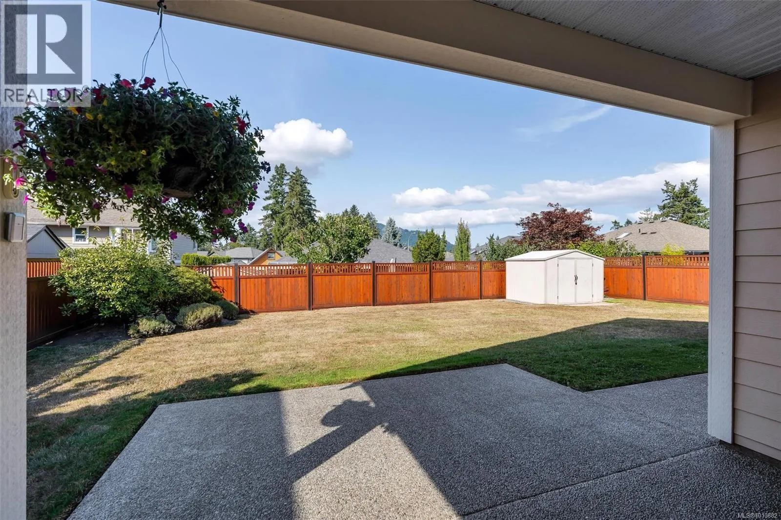1901 Falcon Cres