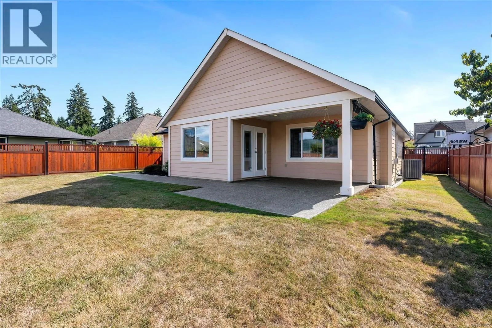 1901 Falcon Cres