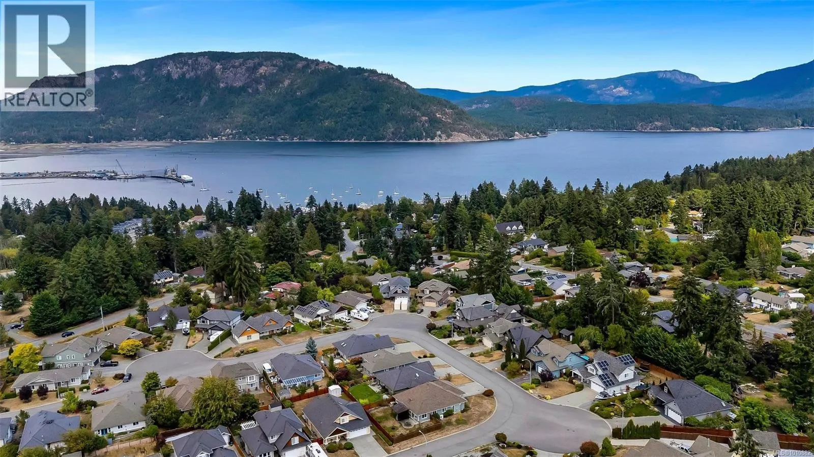 1901 Falcon Cres