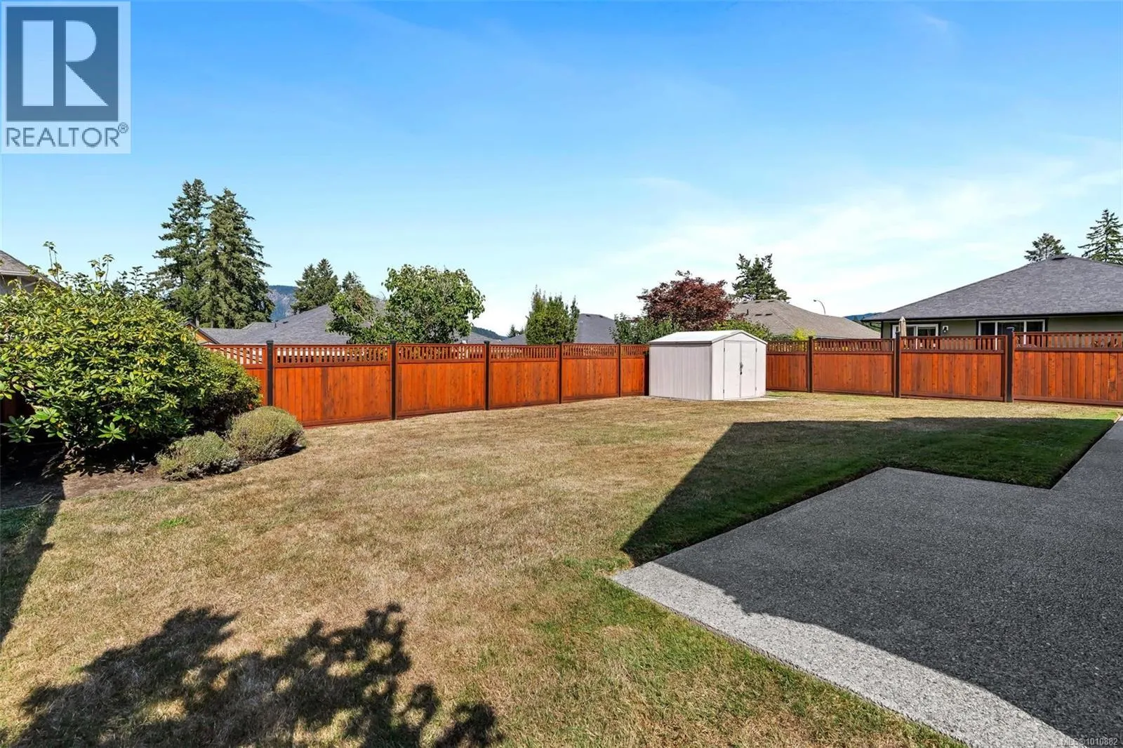 1901 Falcon Cres