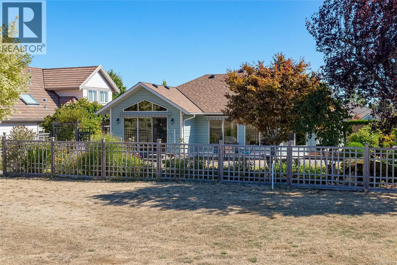 1118 Roberton Blvd
