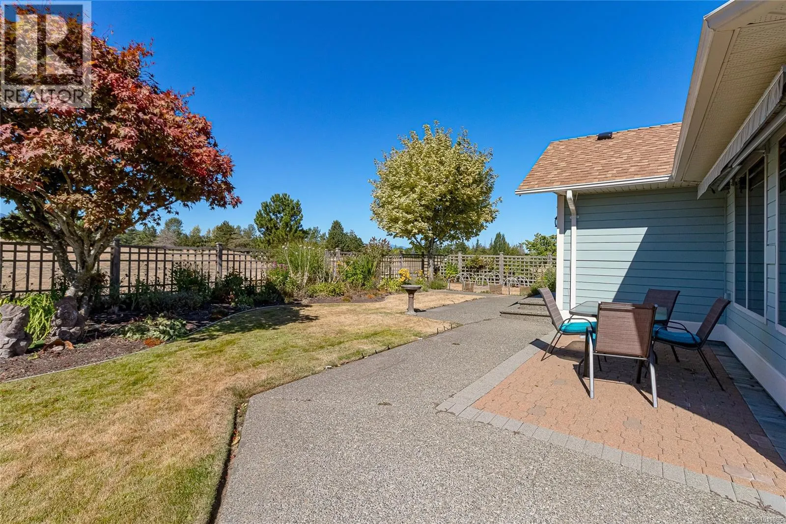 1118 Roberton Blvd
