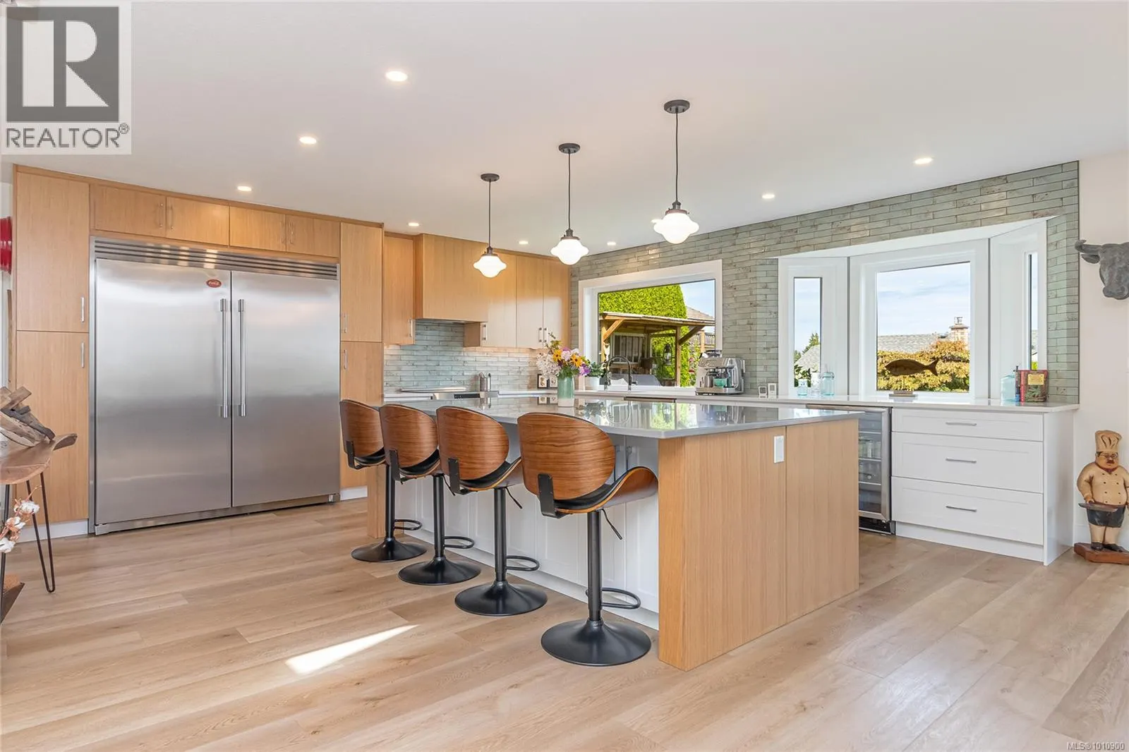 143 Denman Dr