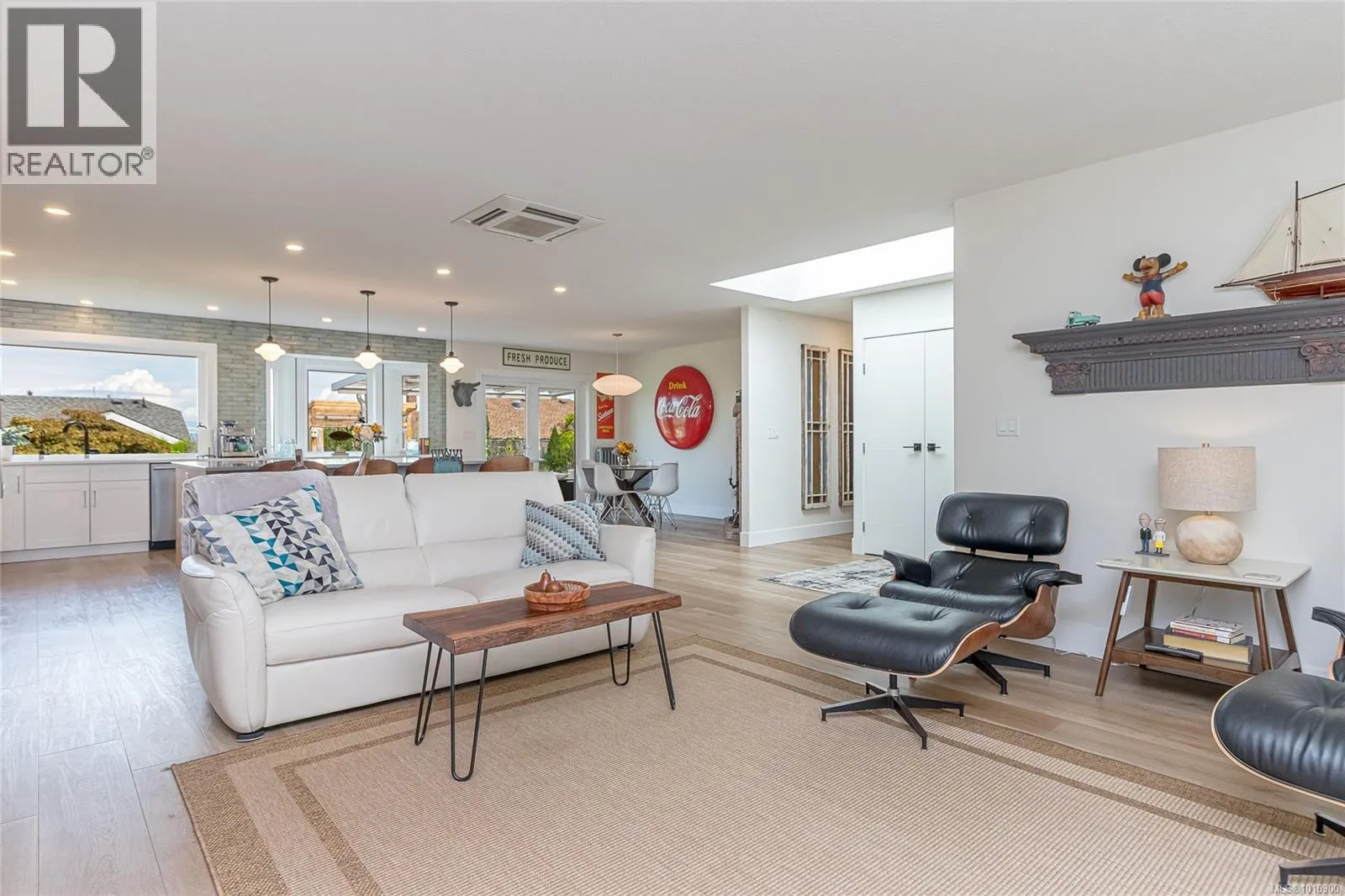 143 Denman Dr