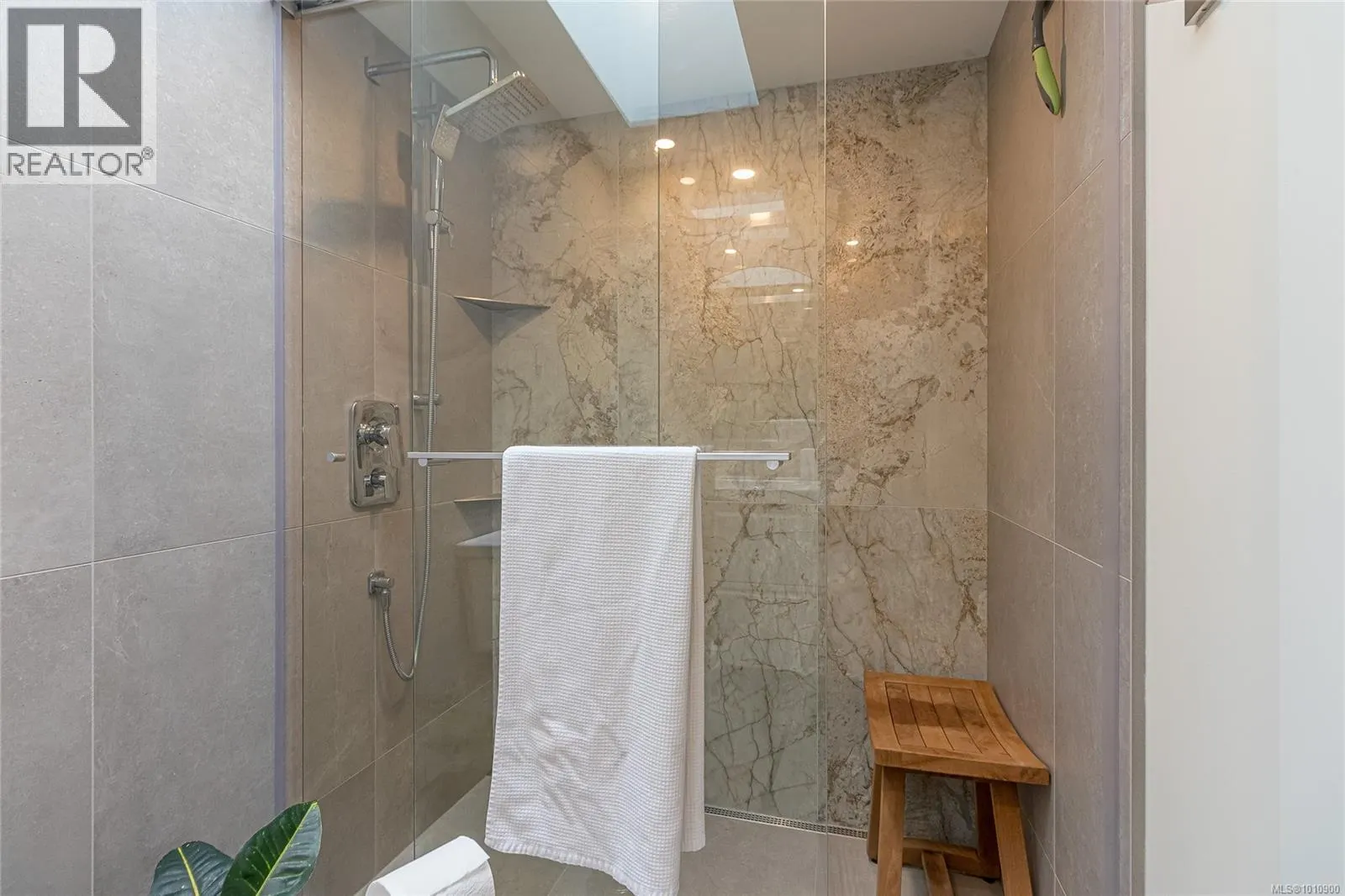143 Denman Dr