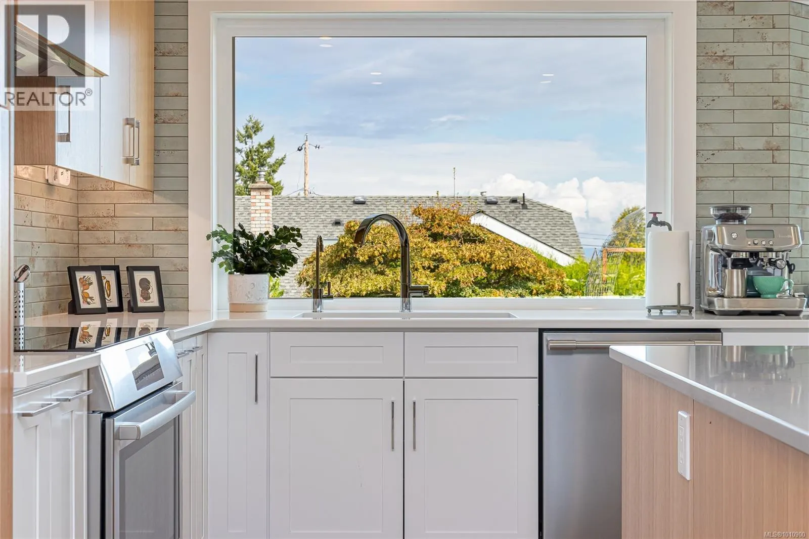 143 Denman Dr