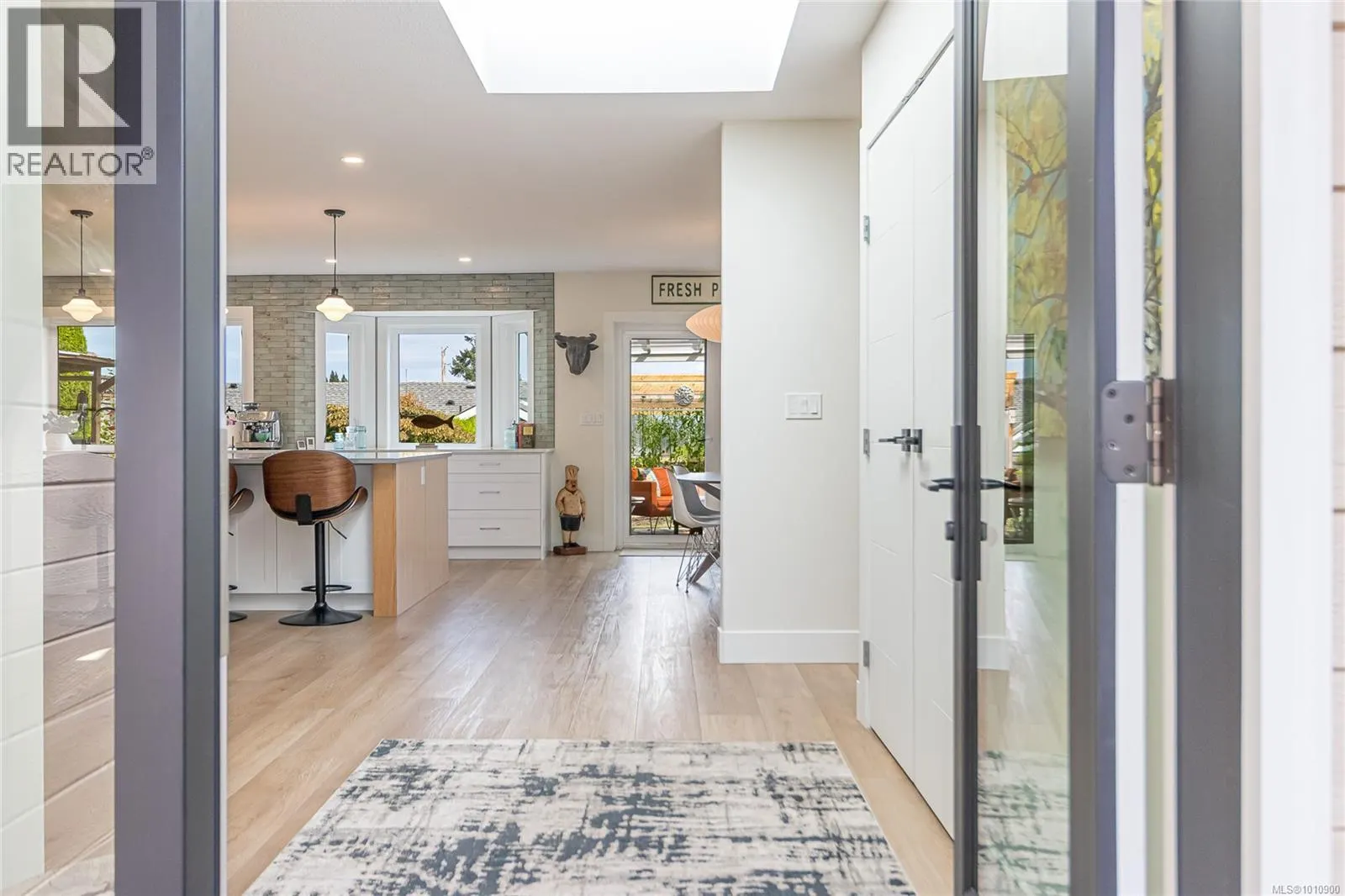 143 Denman Dr