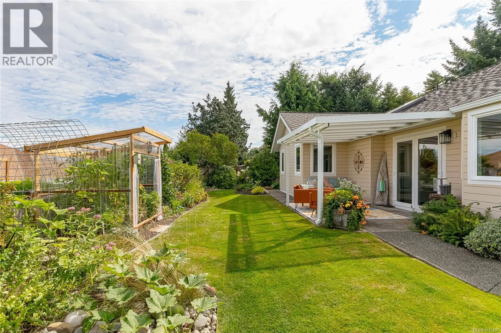 143 Denman Dr