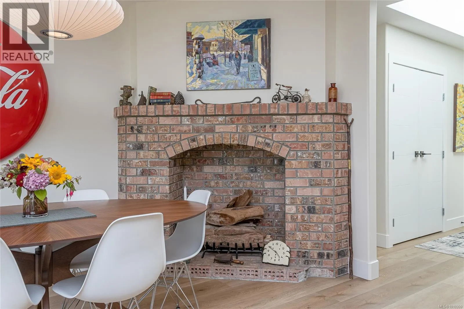 143 Denman Dr
